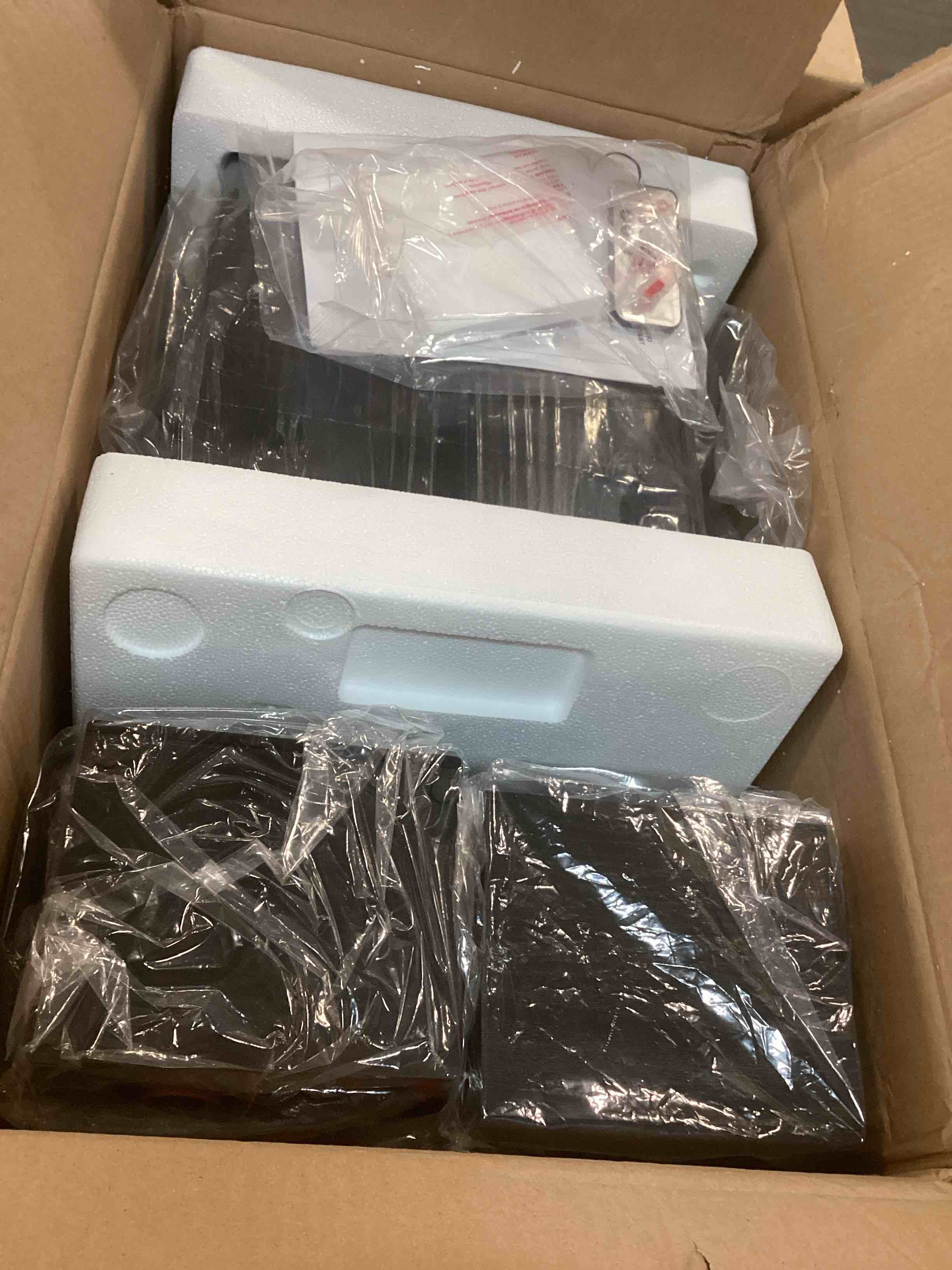 https://s3.amazonaws.com/lotting-images-prod/bidfta/TEA2049724_1741969925121.jpeg