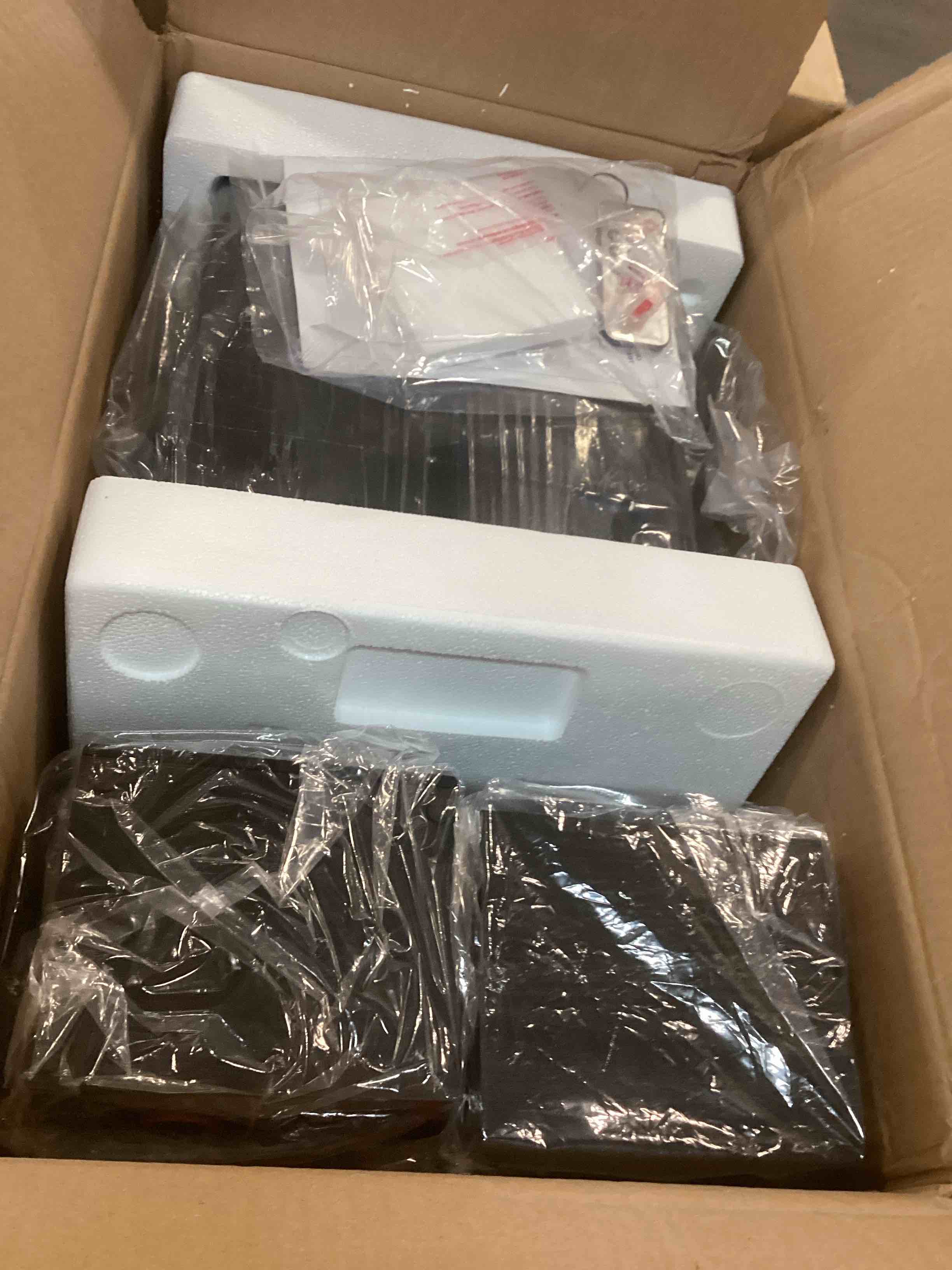 https://s3.amazonaws.com/lotting-images-prod/bidfta/TEA2049724_1741969925856.jpeg
