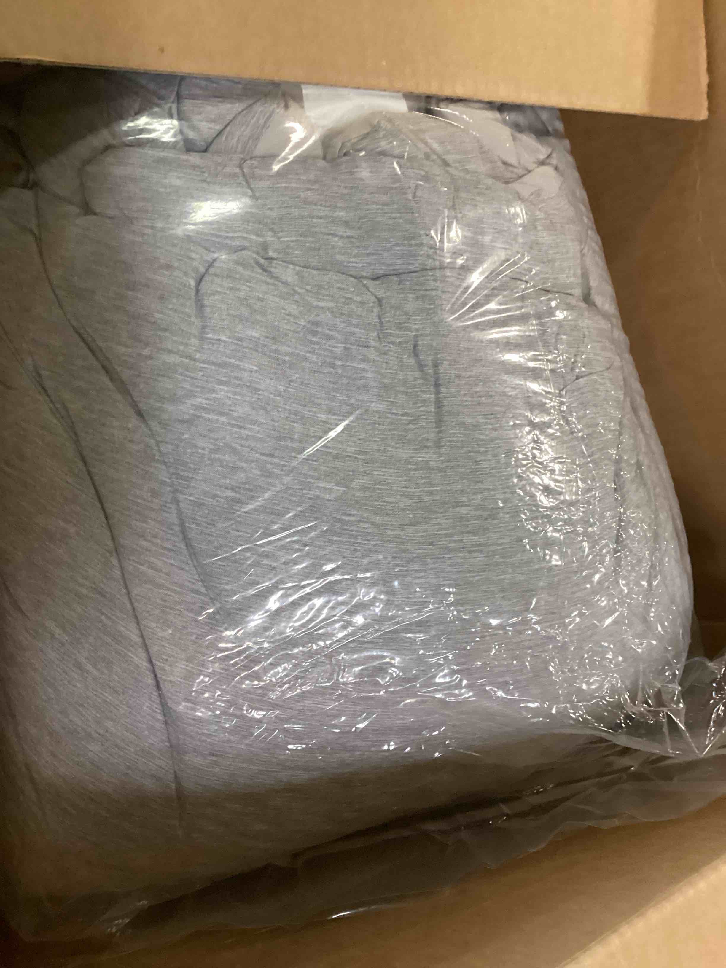 https://s3.amazonaws.com/lotting-images-prod/bidfta/TEA2050047_1739212037142.jpeg