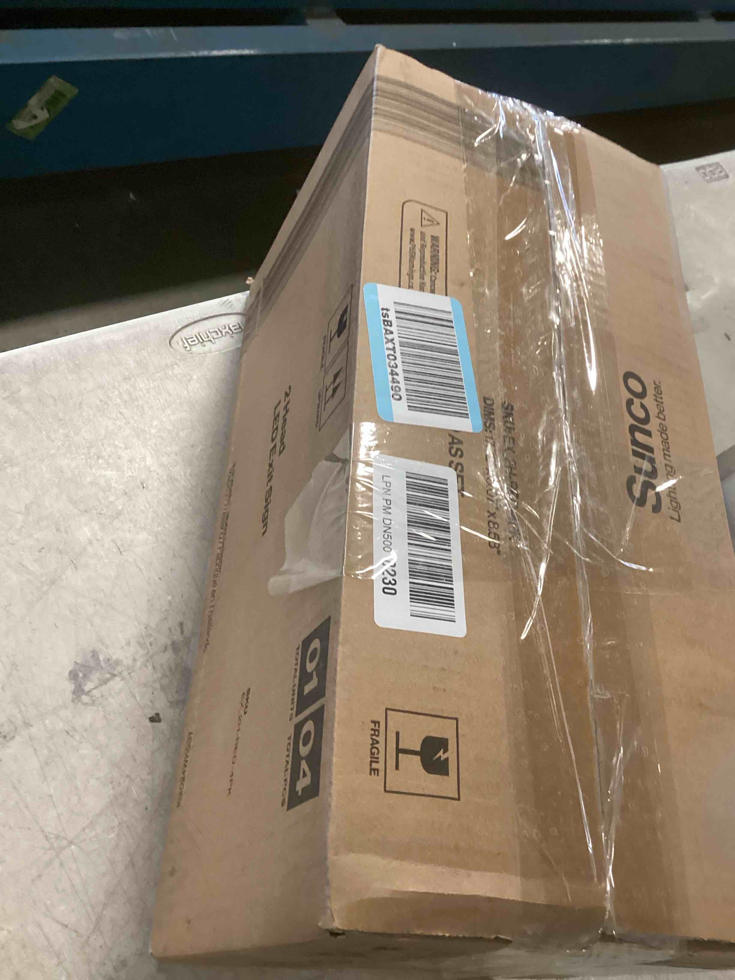 https://s3.amazonaws.com/lotting-images-prod/bidfta/TEA2052032_1740070341989.jpeg