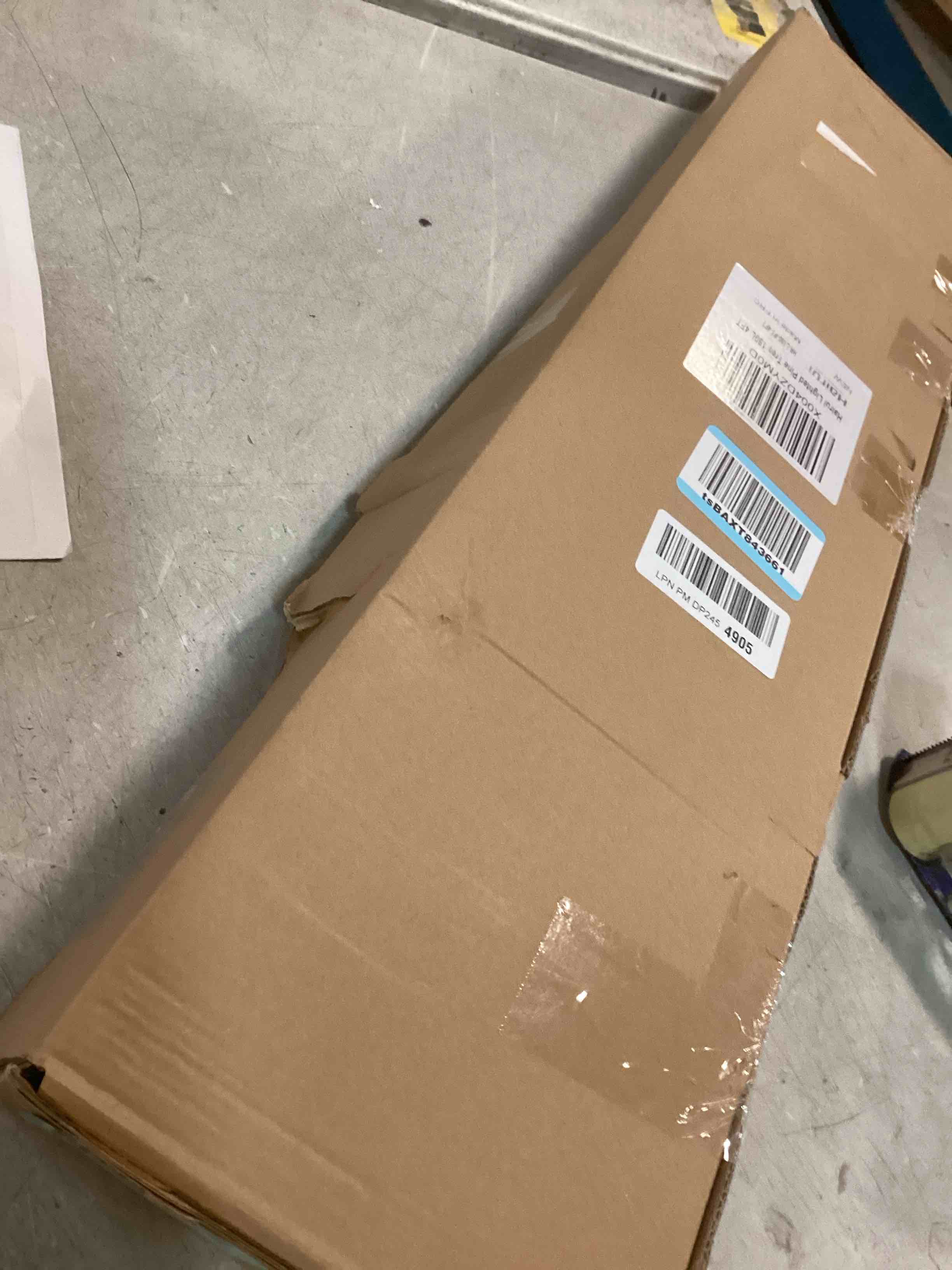 https://s3.amazonaws.com/lotting-images-prod/bidfta/TEA2052516_1740417273802.jpeg
