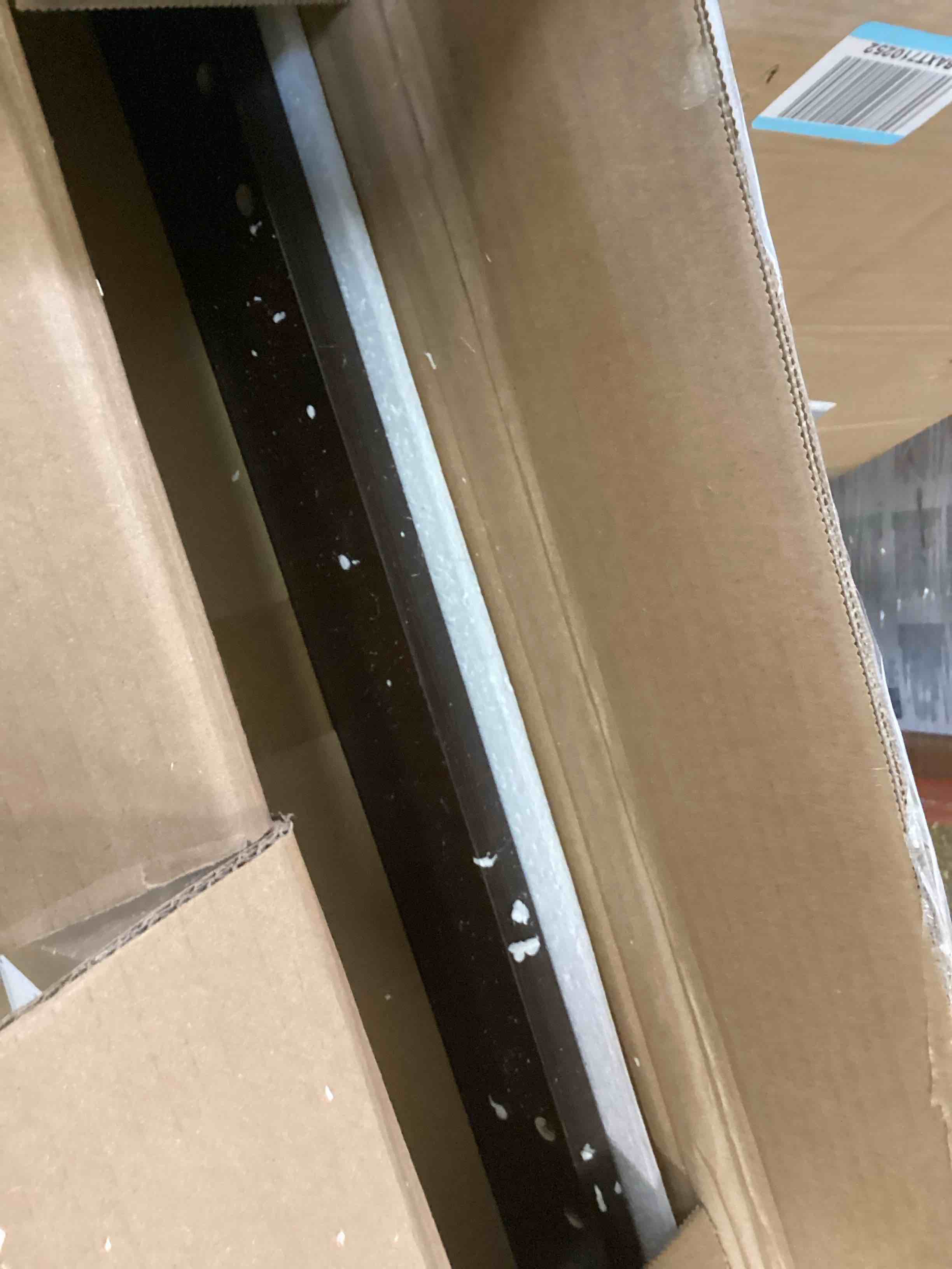 https://s3.amazonaws.com/lotting-images-prod/bidfta/TEA2053264_1739203050042.jpeg