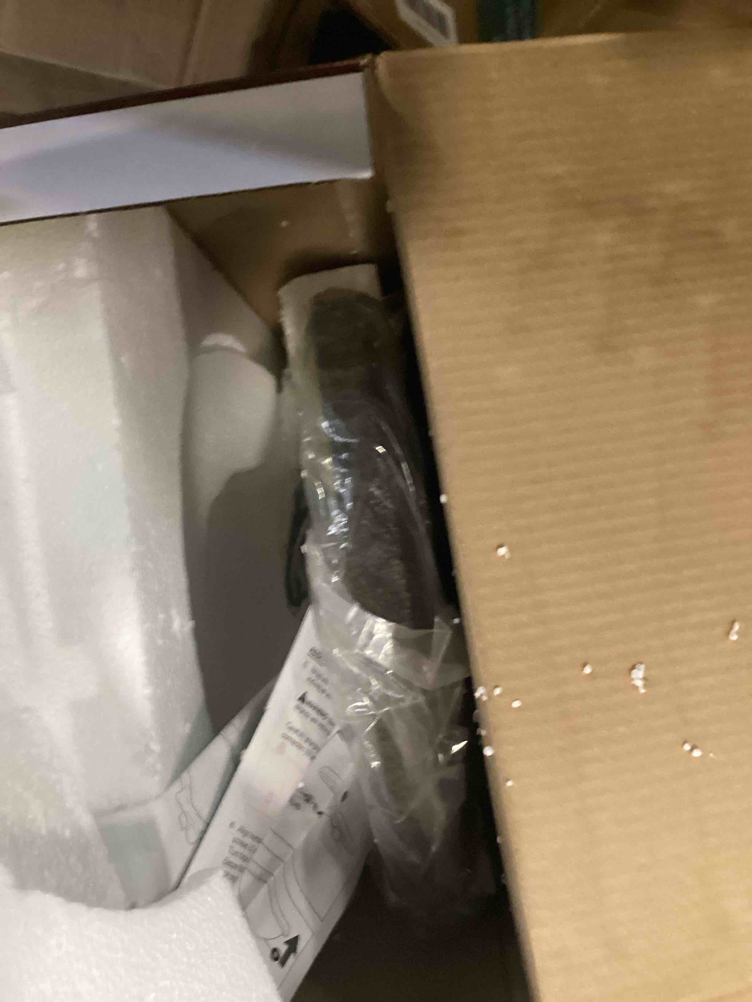 https://s3.amazonaws.com/lotting-images-prod/bidfta/TEA2054007_1739464410220.jpeg