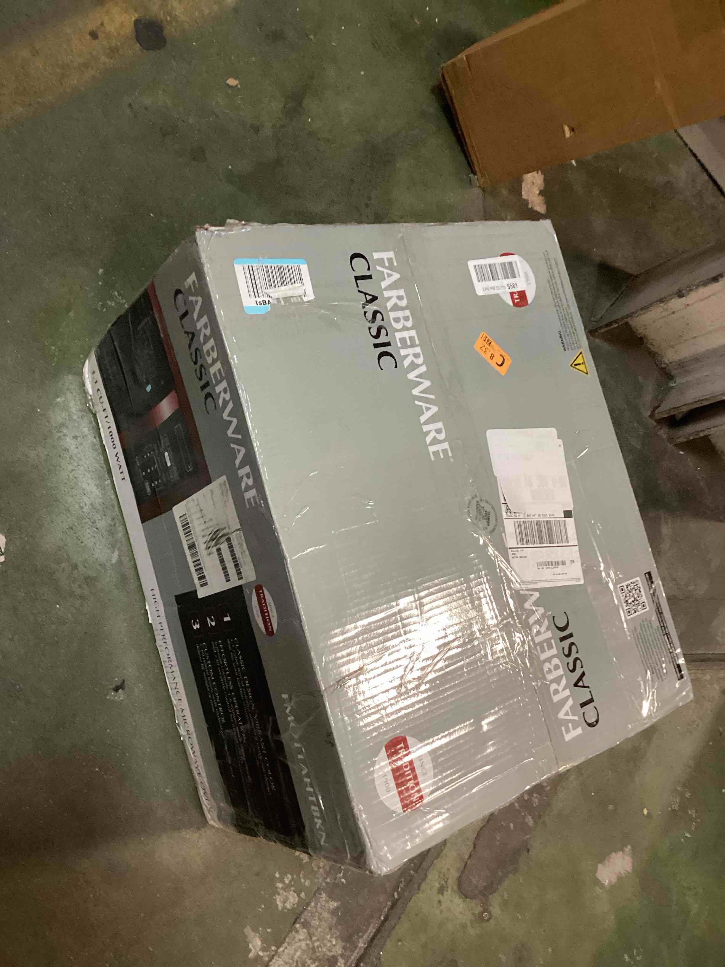 https://s3.amazonaws.com/lotting-images-prod/bidfta/TEA2054648_1739888136415.jpeg