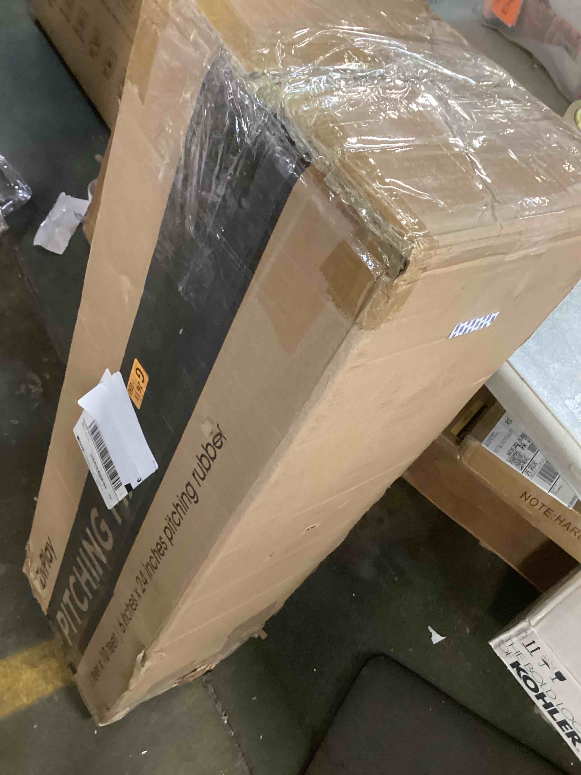 https://s3.amazonaws.com/lotting-images-prod/bidfta/TEA2055424_1740158822892.jpeg
