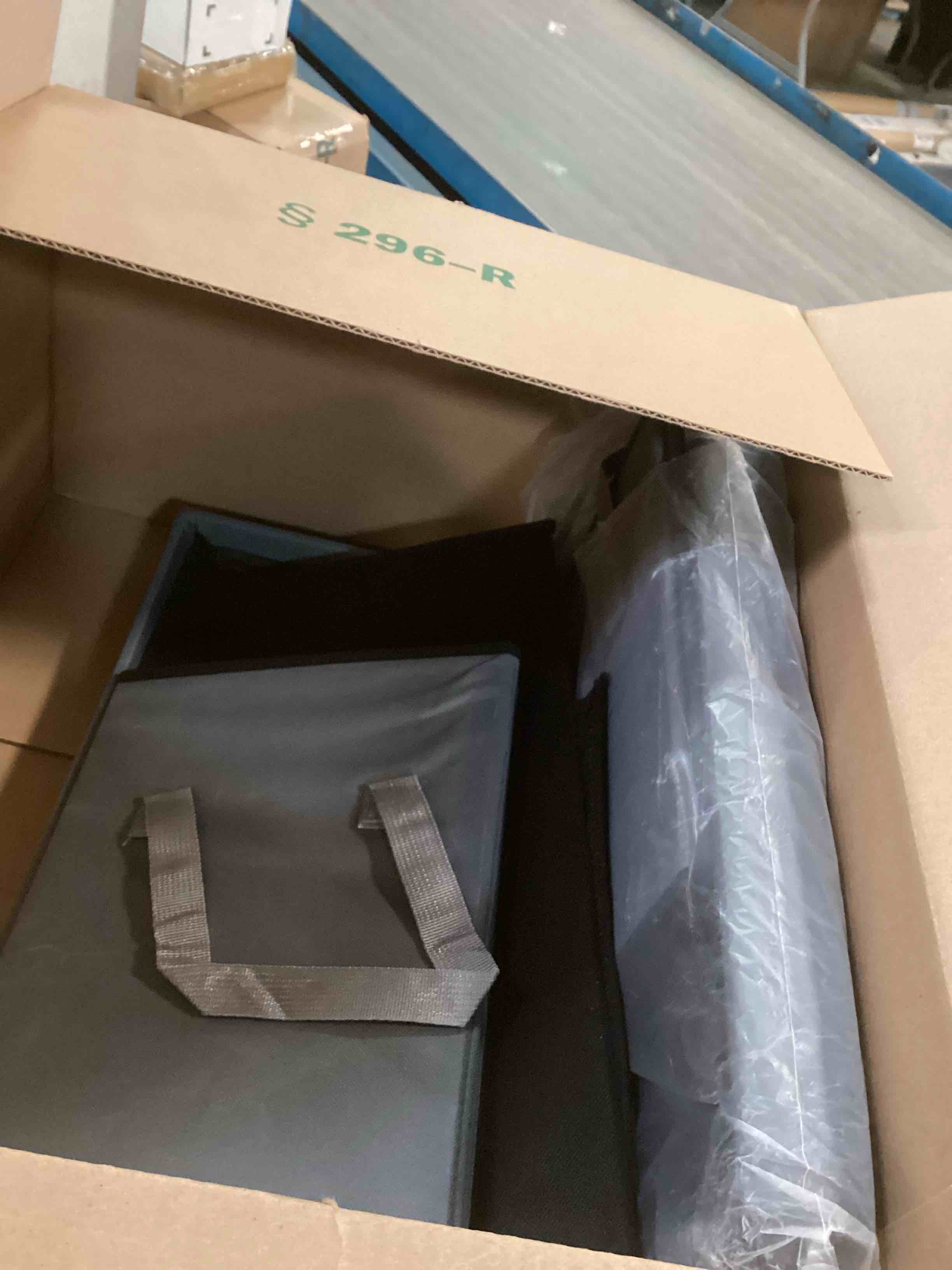 https://s3.amazonaws.com/lotting-images-prod/bidfta/TEA2055797_1740493034689.jpeg