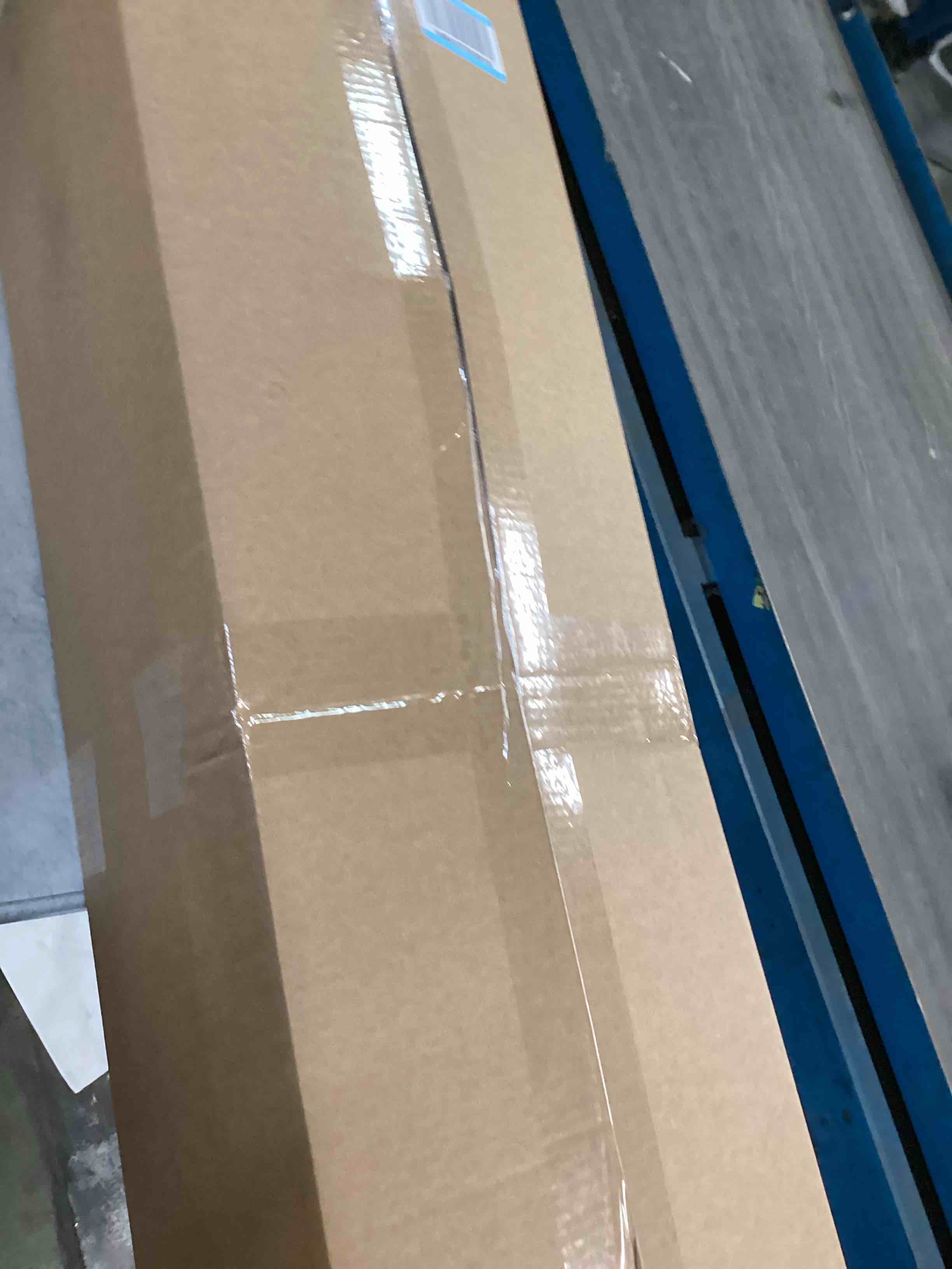 https://s3.amazonaws.com/lotting-images-prod/bidfta/TEA2055821_1740496853493.jpeg