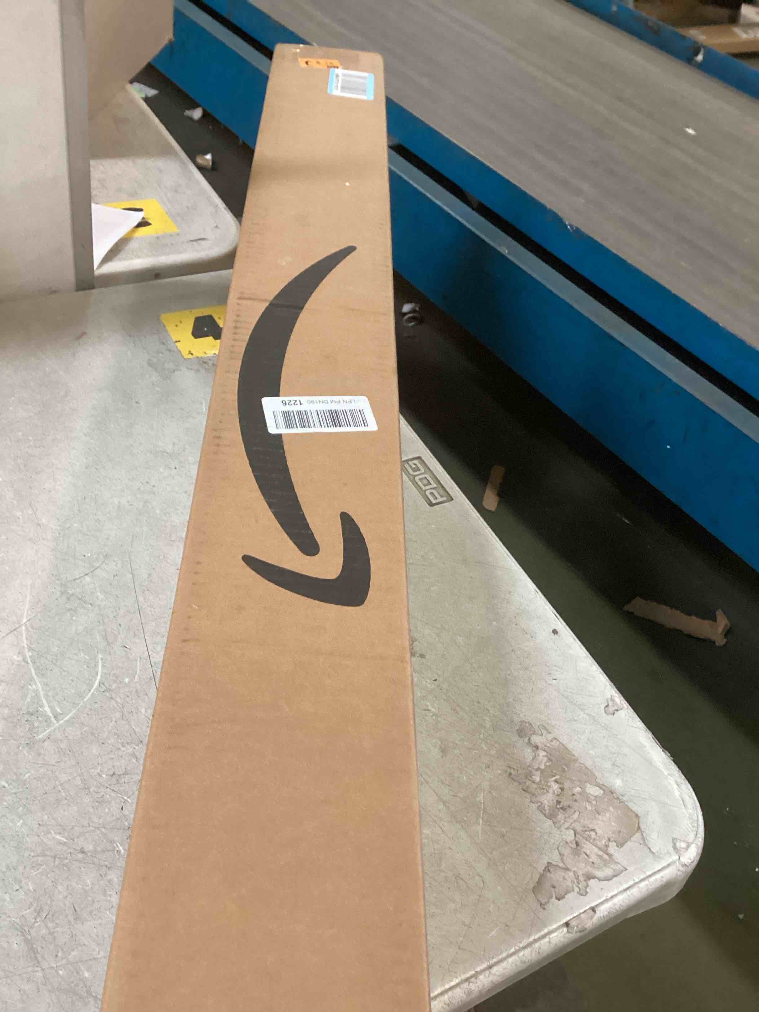 https://s3.amazonaws.com/lotting-images-prod/bidfta/TEA2055876_1740509695838.jpeg
