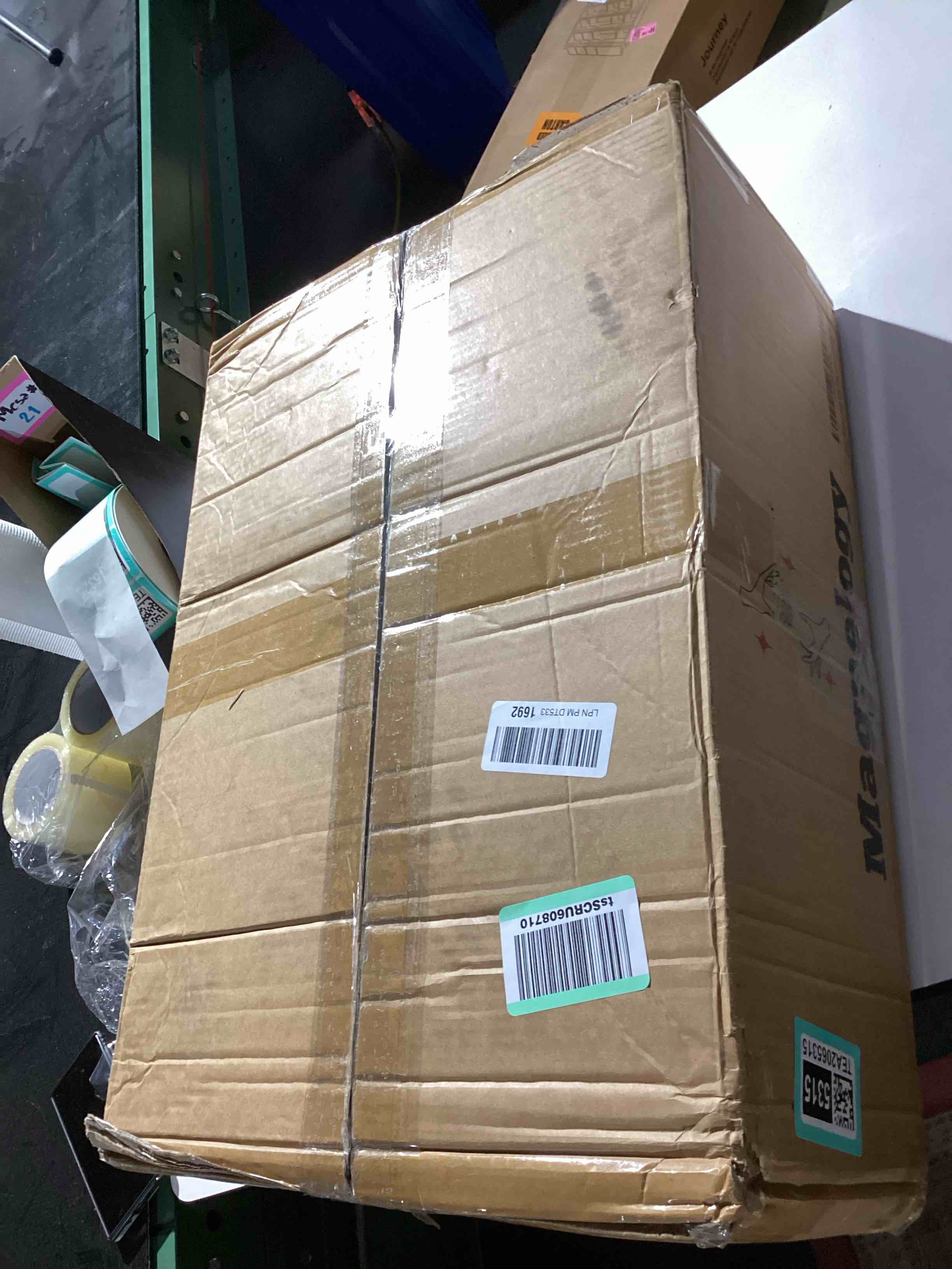 https://s3.amazonaws.com/lotting-images-prod/bidfta/TEA2065315_1754757939889.jpeg