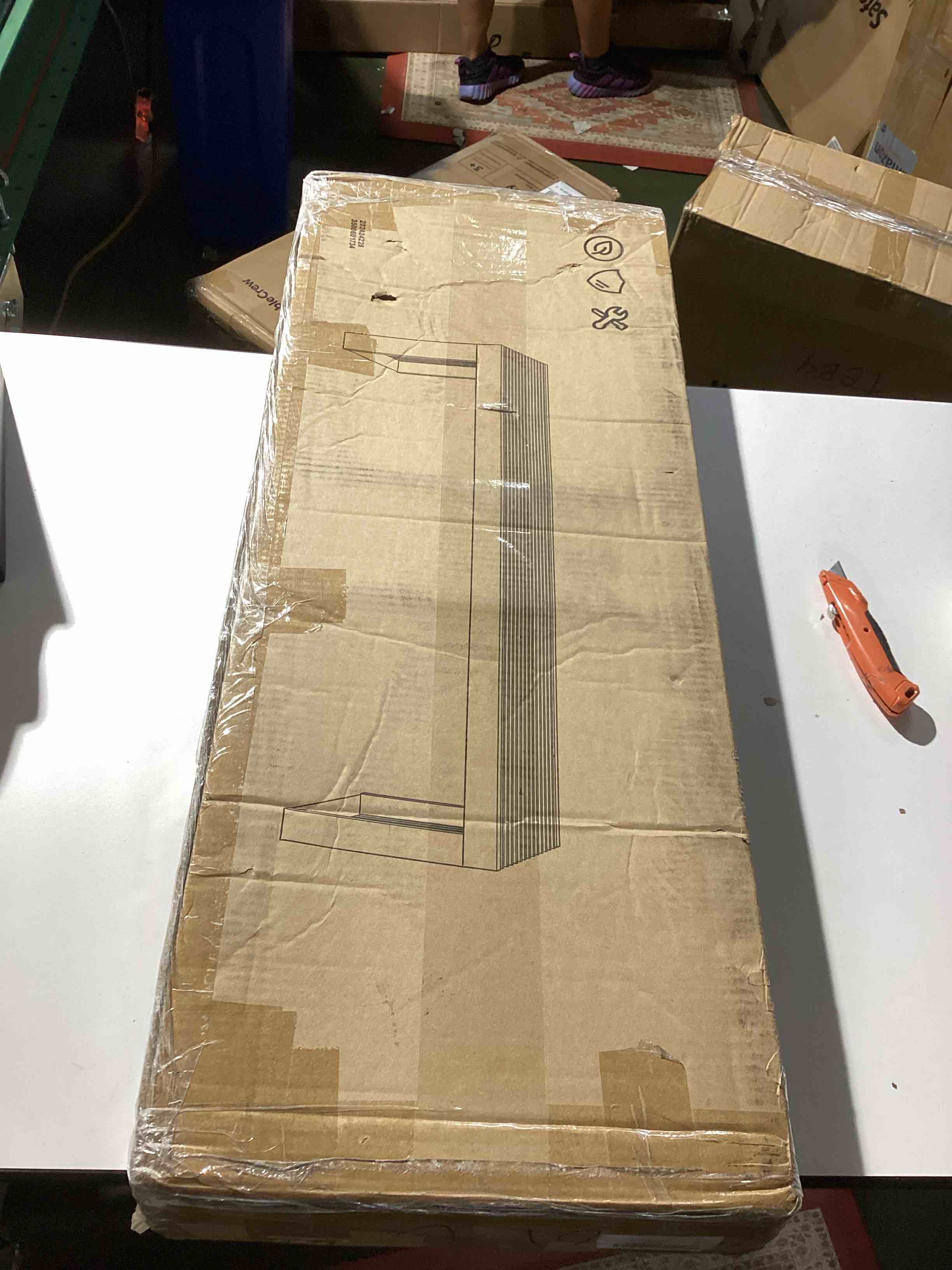 https://s3.amazonaws.com/lotting-images-prod/bidfta/TEA2065316_1754757985904.jpeg