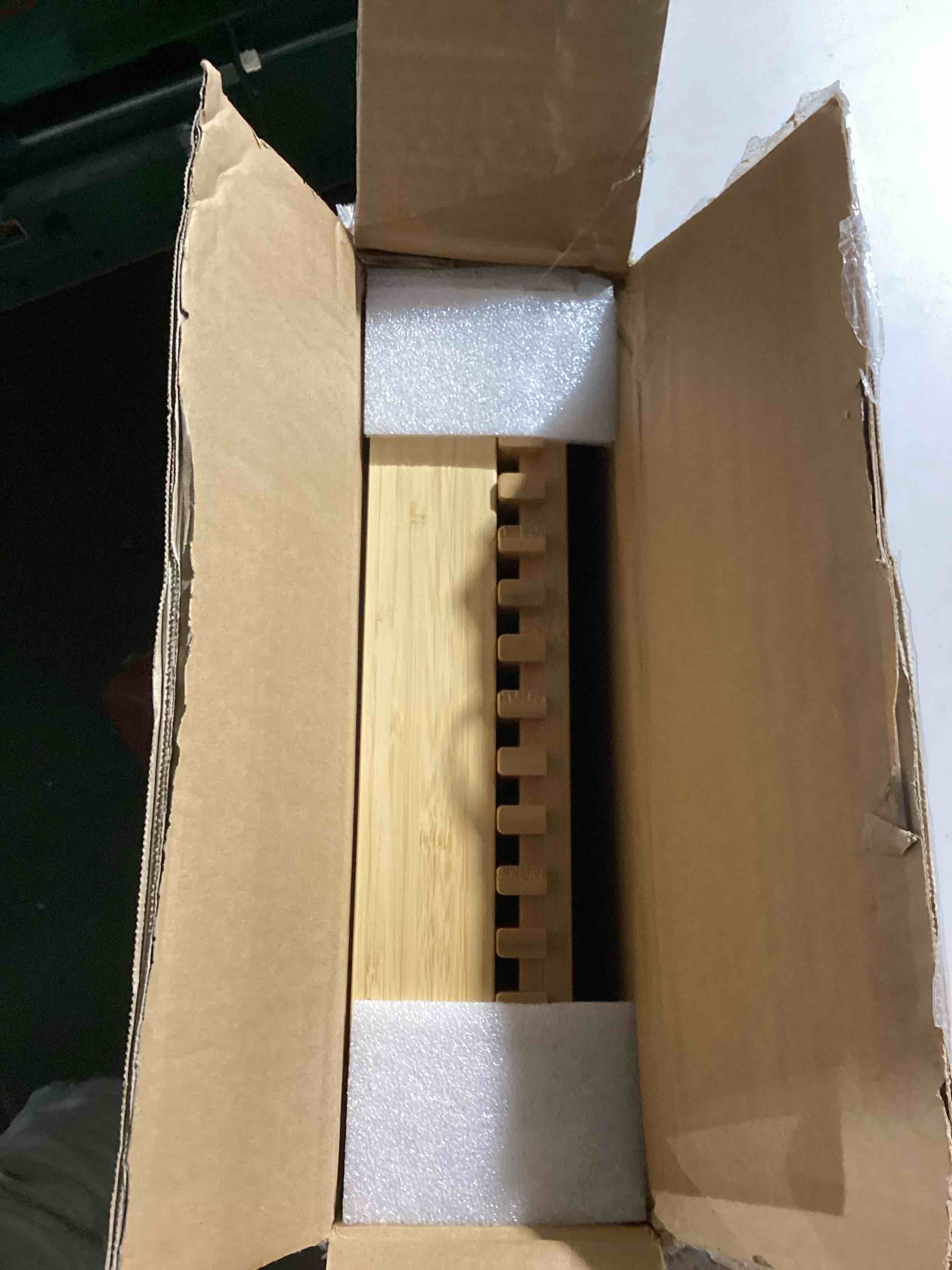 https://s3.amazonaws.com/lotting-images-prod/bidfta/TEA2065316_1754758014943.jpeg