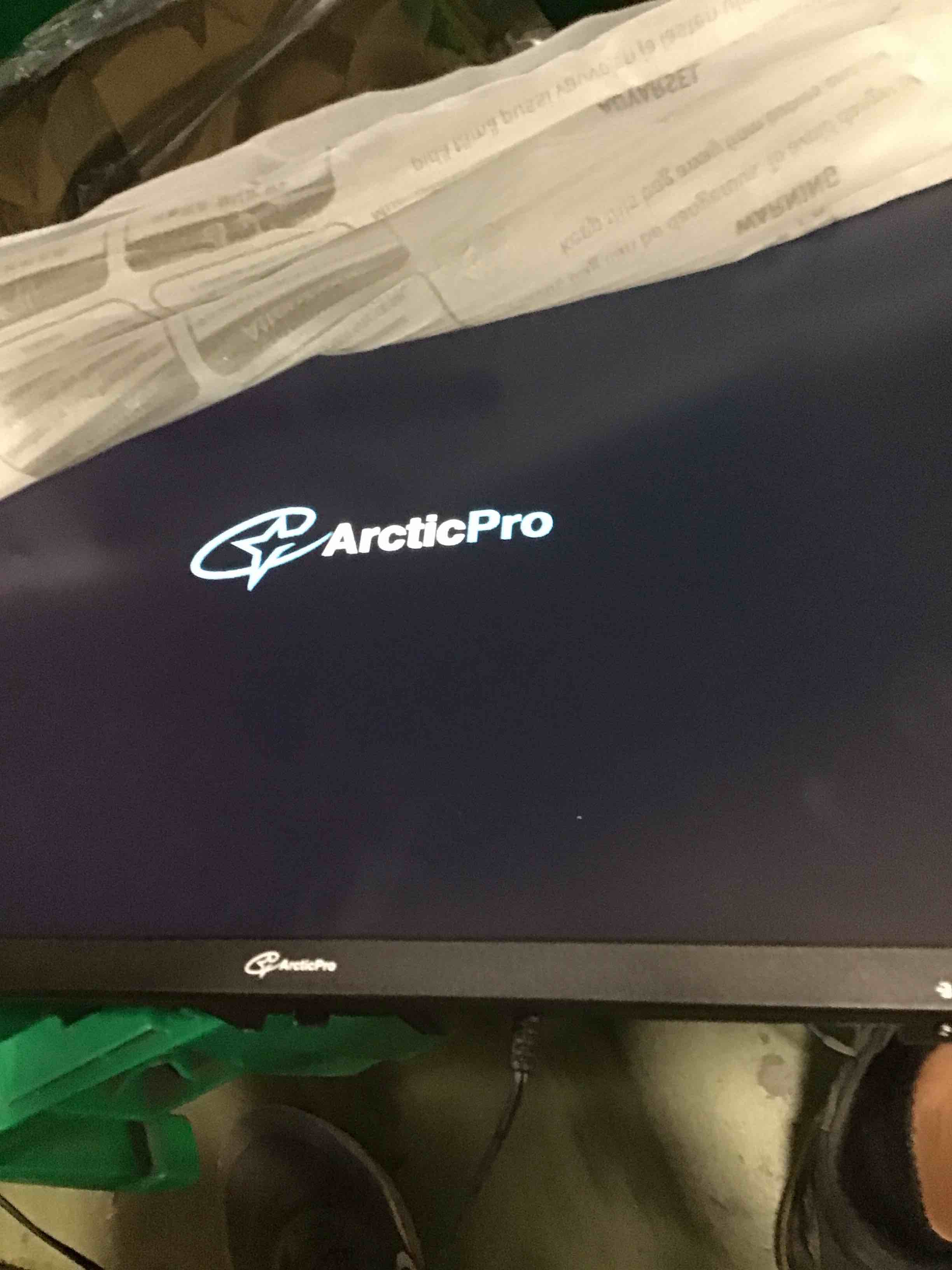 https://s3.amazonaws.com/lotting-images-prod/bidfta/TEA2067689_1756477483984.jpeg