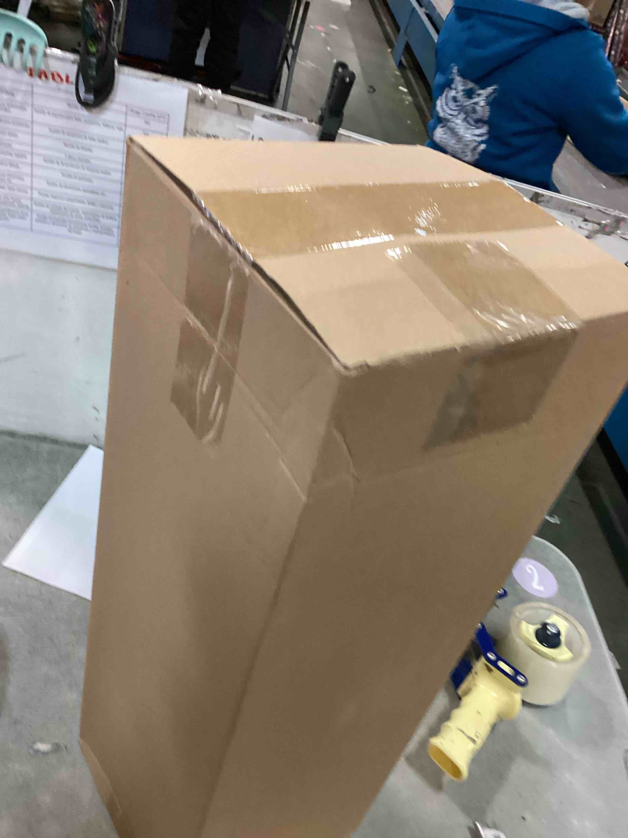 https://s3.amazonaws.com/lotting-images-prod/bidfta/TEA2080122_1736264018964.jpeg