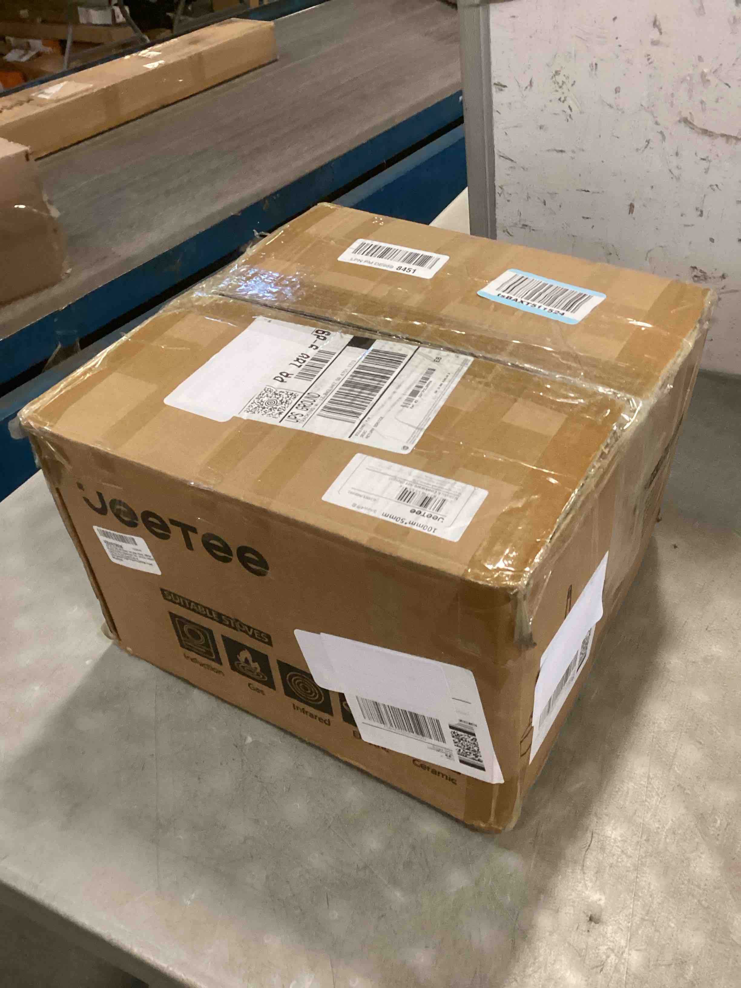 https://s3.amazonaws.com/lotting-images-prod/bidfta/TEA2080627_1736454753711.jpeg