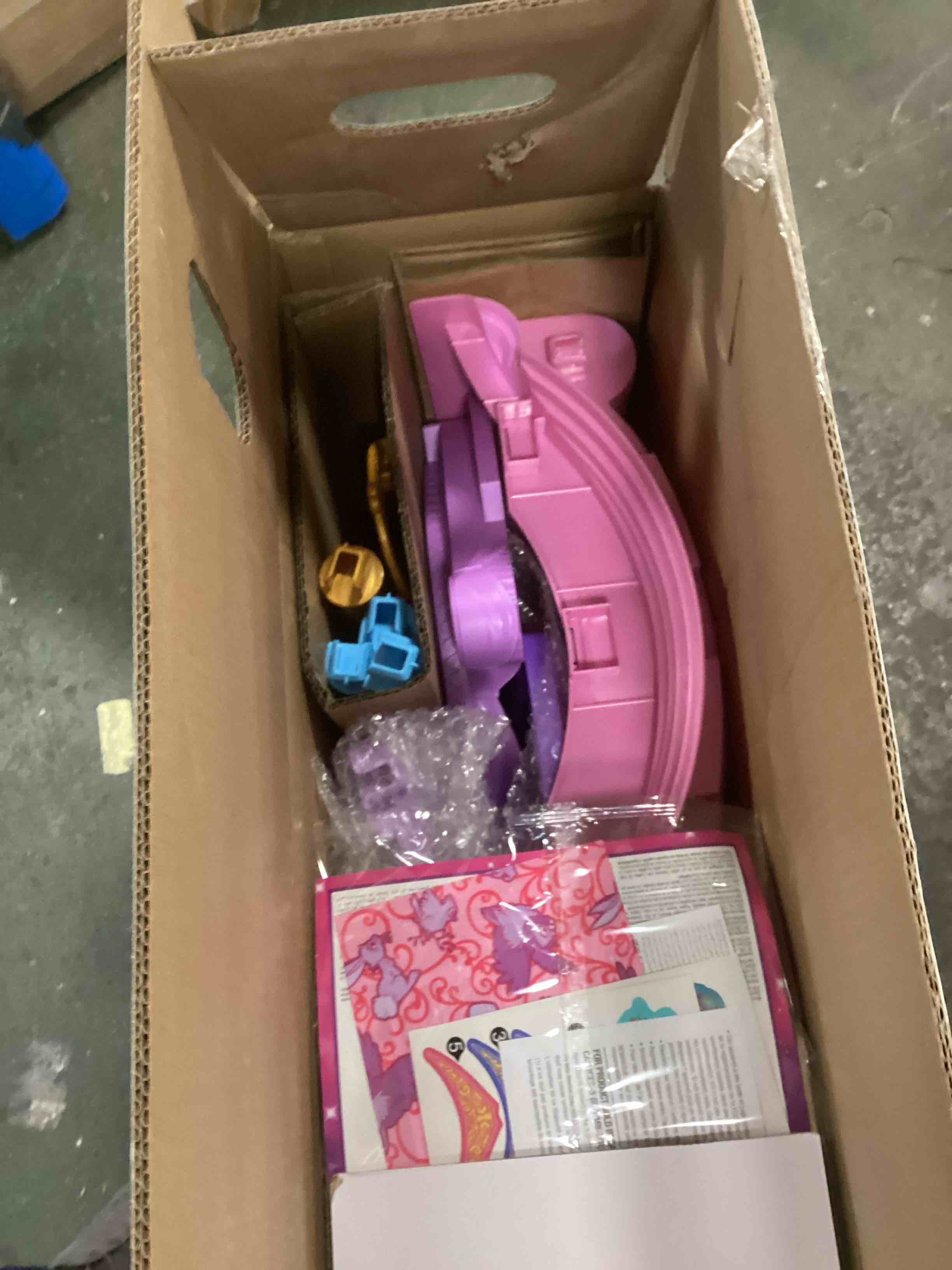 https://s3.amazonaws.com/lotting-images-prod/bidfta/TEA2080711_1736518222335.jpeg
