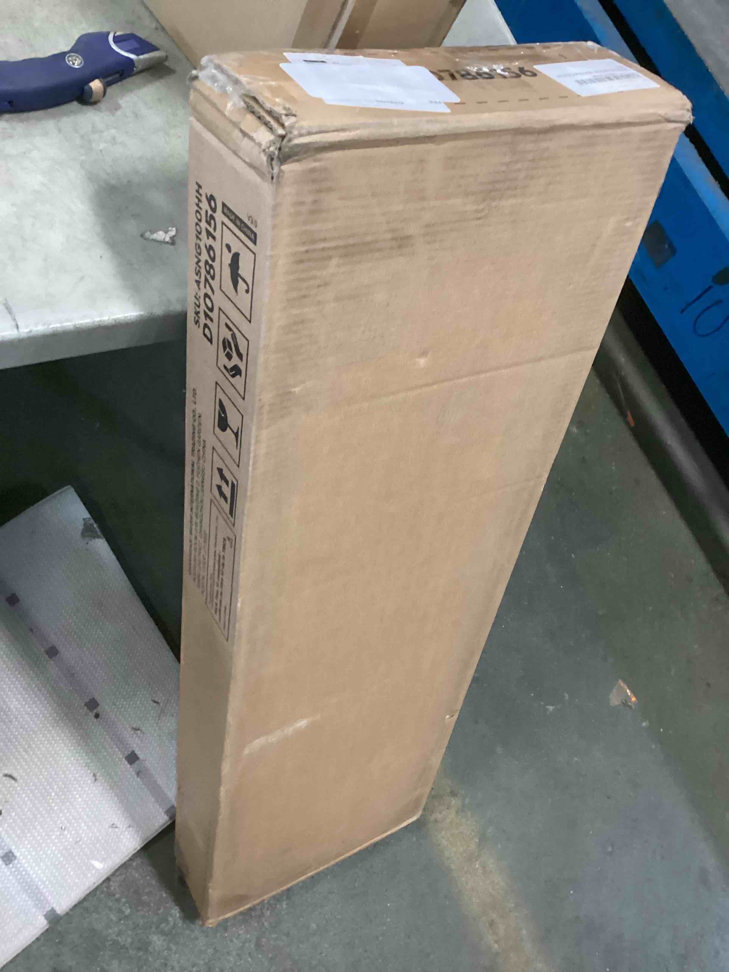 https://s3.amazonaws.com/lotting-images-prod/bidfta/TEA2081038_1736776552822.jpeg