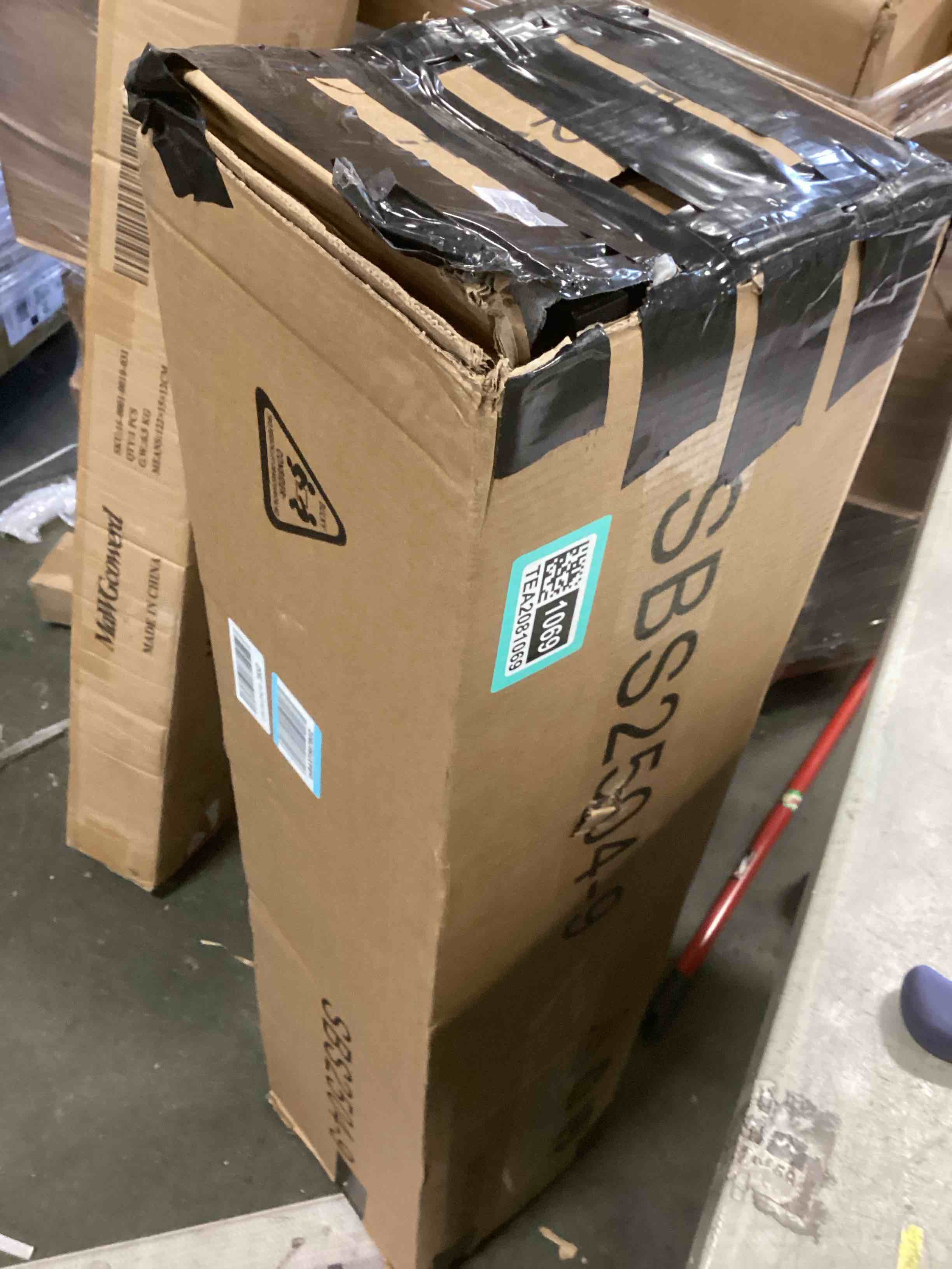 https://s3.amazonaws.com/lotting-images-prod/bidfta/TEA2081069_1736781797380.jpeg