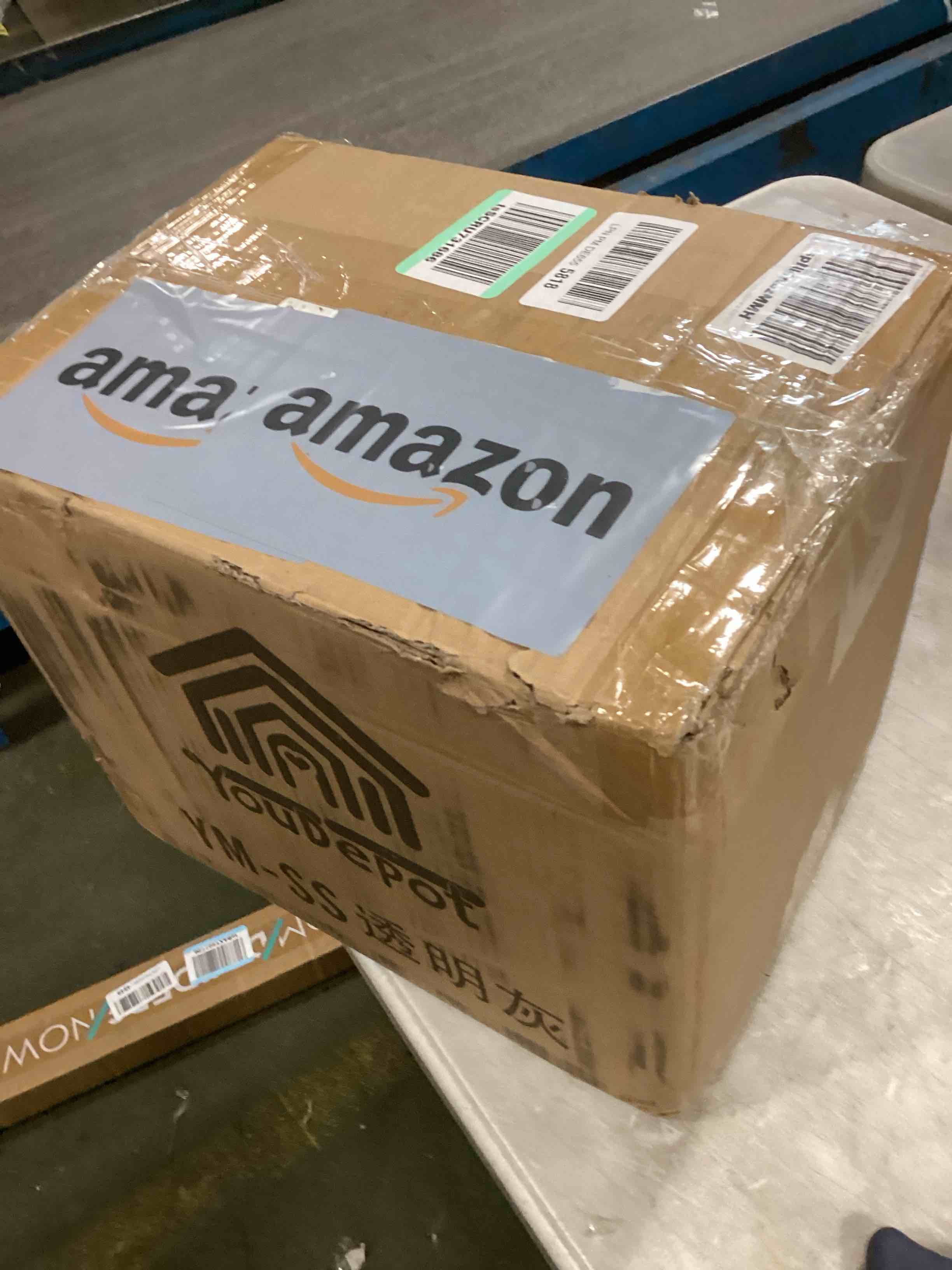 https://s3.amazonaws.com/lotting-images-prod/bidfta/TEA2081250_1736862090094.jpeg