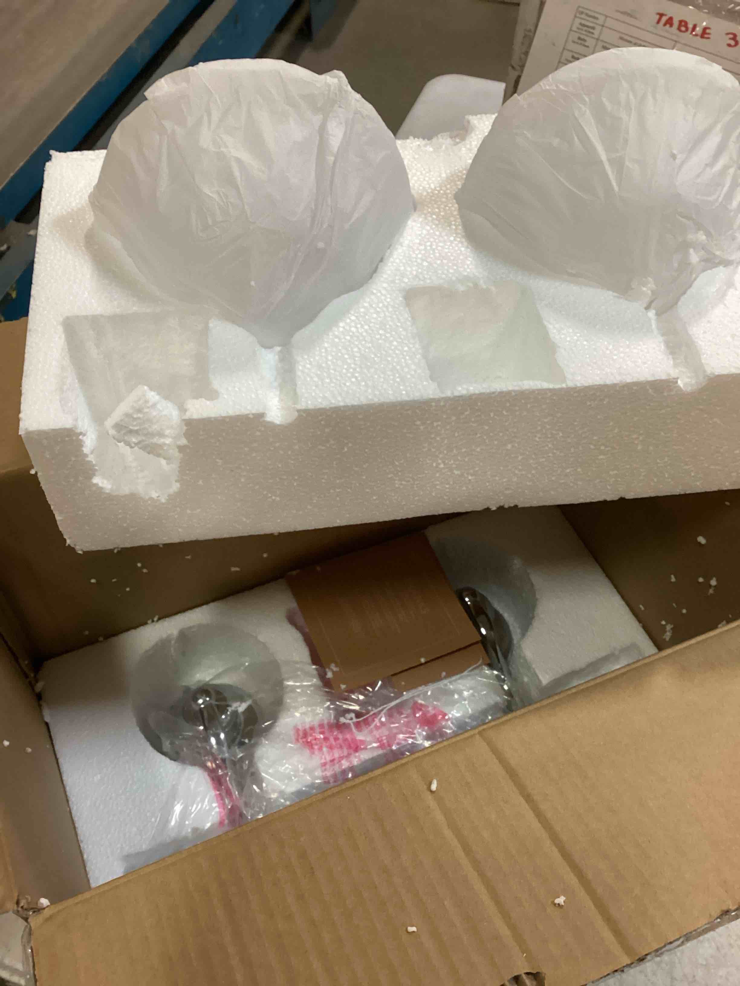 https://s3.amazonaws.com/lotting-images-prod/bidfta/TEA2081829_1737462024493.jpeg