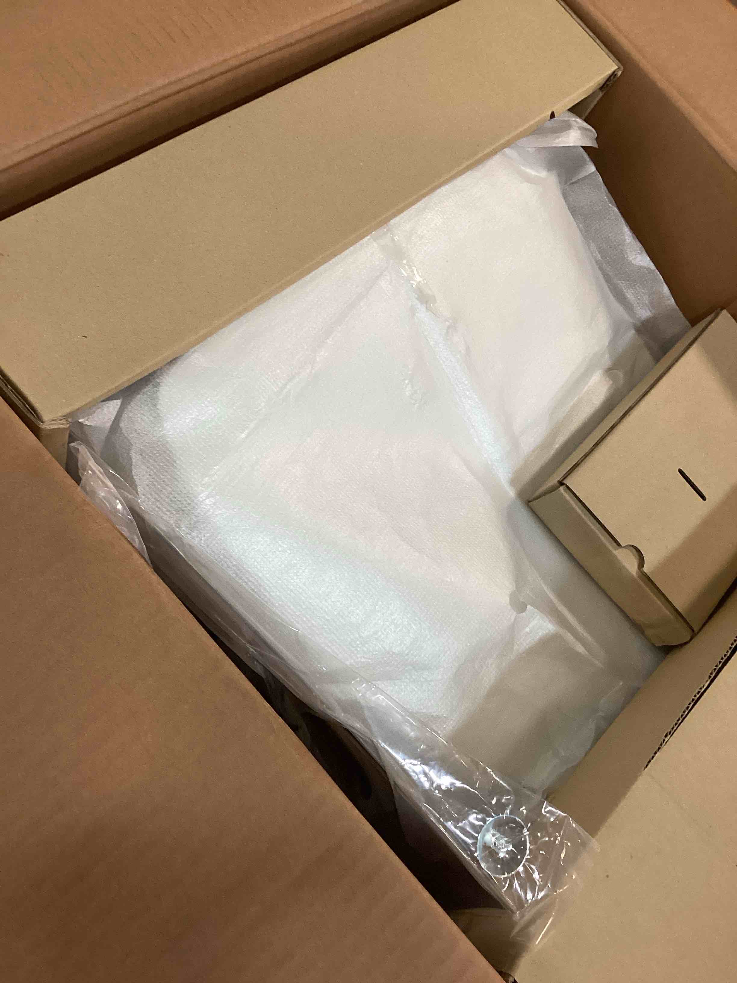 https://s3.amazonaws.com/lotting-images-prod/bidfta/TEA2081958_1737476713049.jpeg
