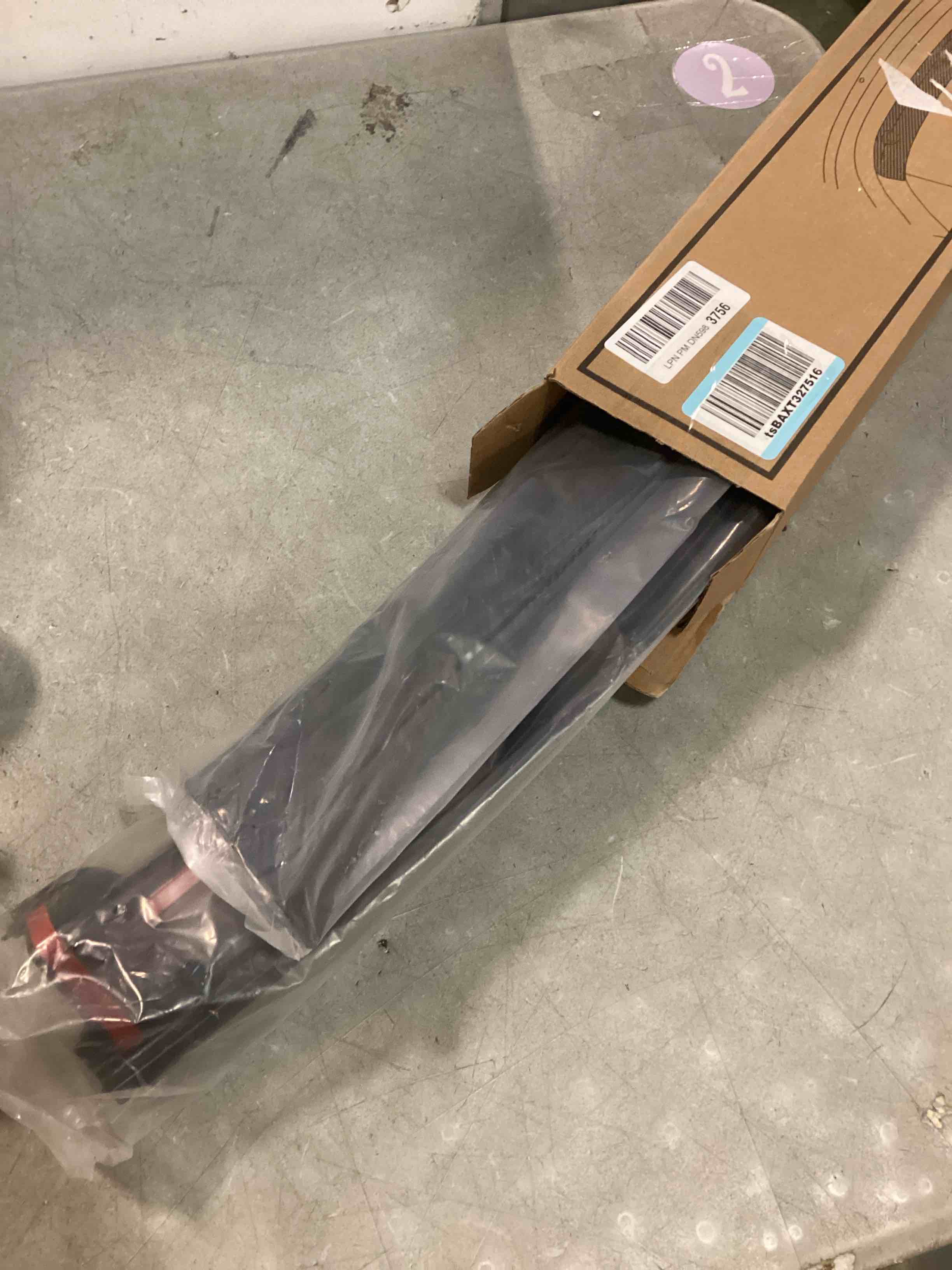 https://s3.amazonaws.com/lotting-images-prod/bidfta/TEA2082092_1737548029516.jpeg
