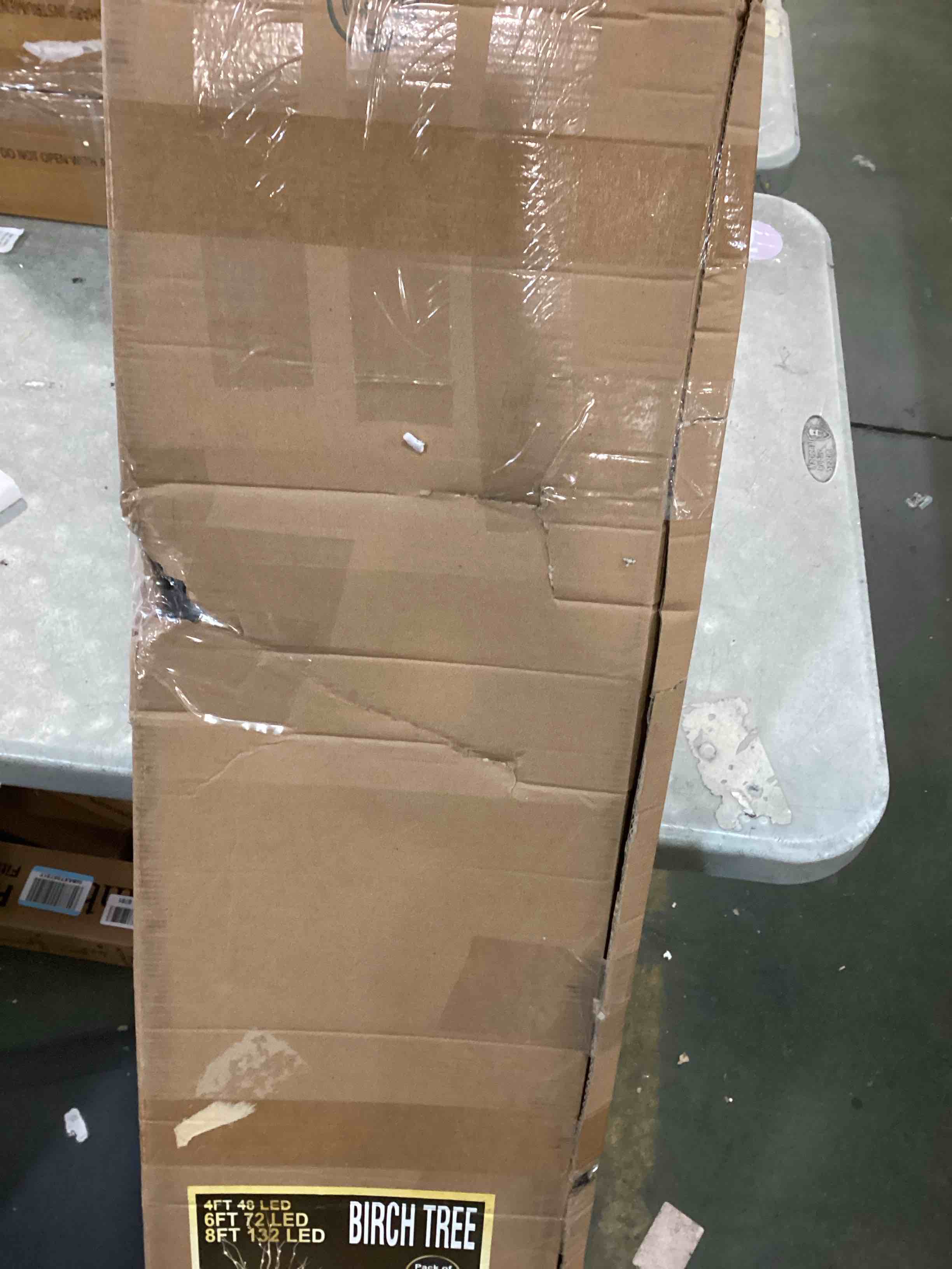 https://s3.amazonaws.com/lotting-images-prod/bidfta/TEA2082159_1737554571790.jpeg