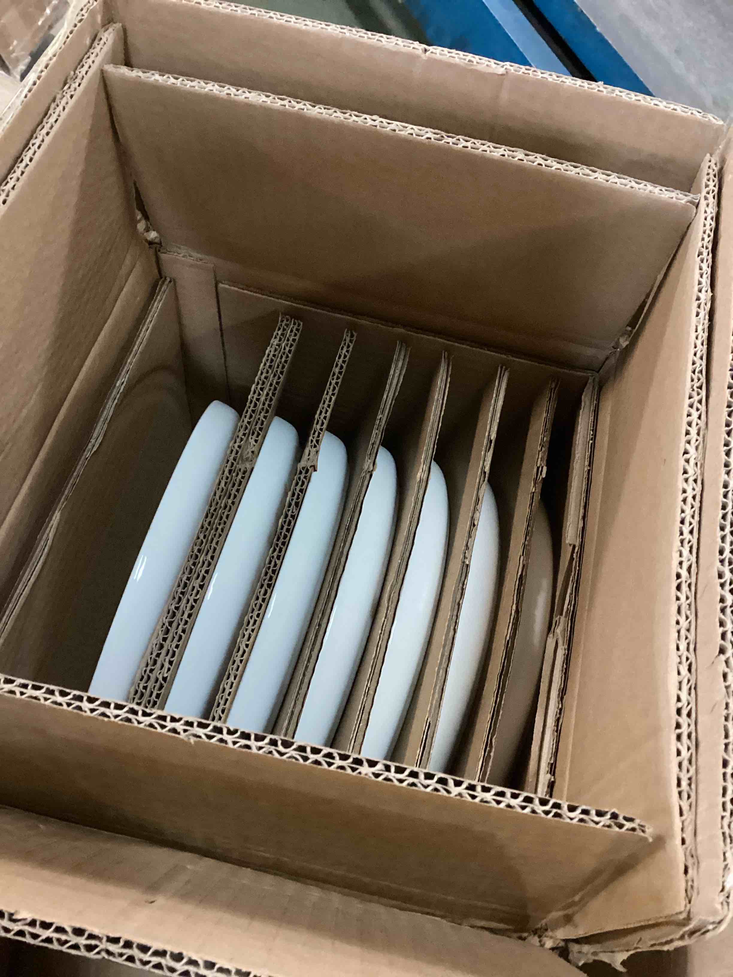 https://s3.amazonaws.com/lotting-images-prod/bidfta/TEA2082196_1737560882166.jpeg