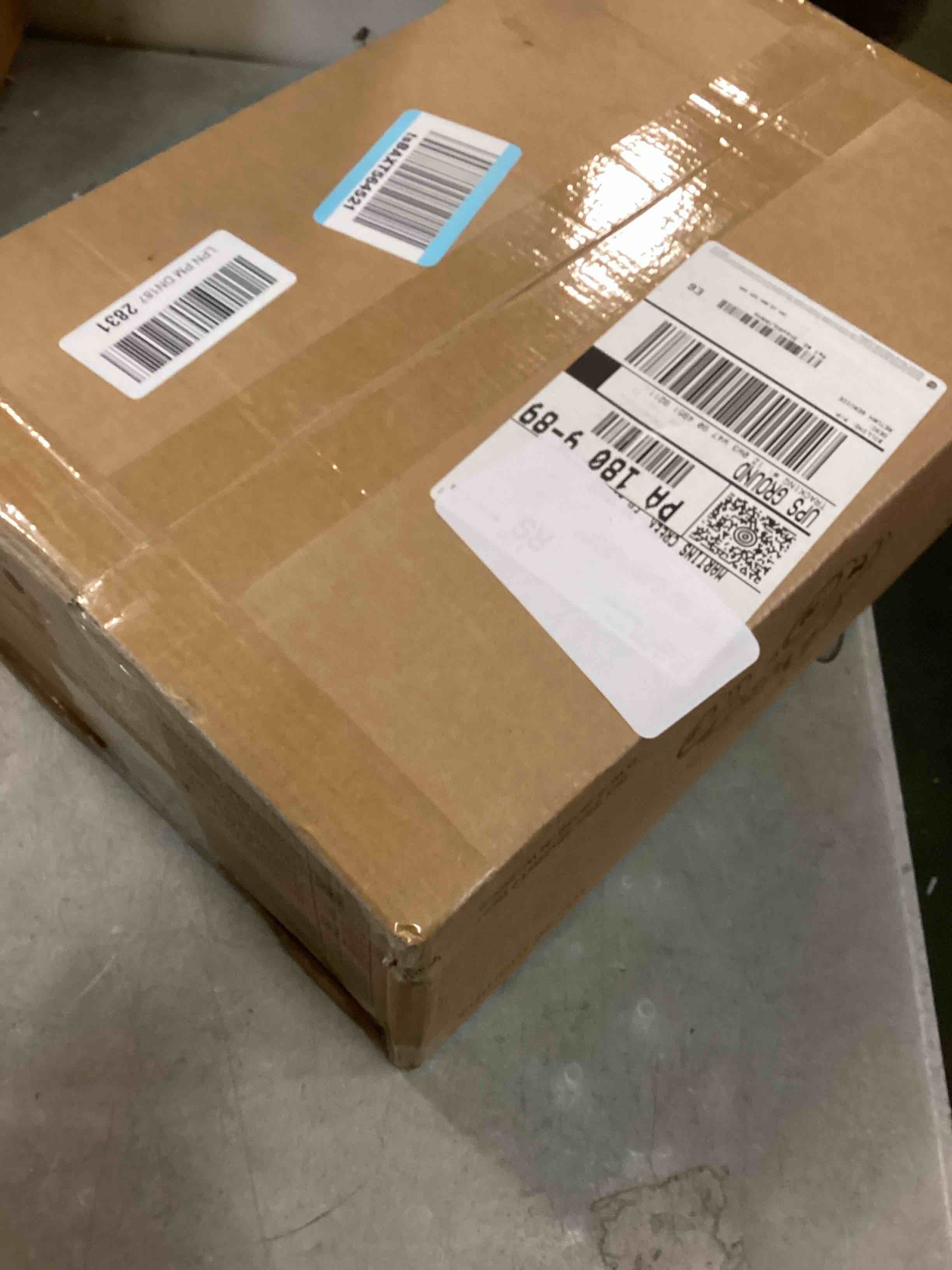 https://s3.amazonaws.com/lotting-images-prod/bidfta/TEA2082201_1737561429207.jpeg