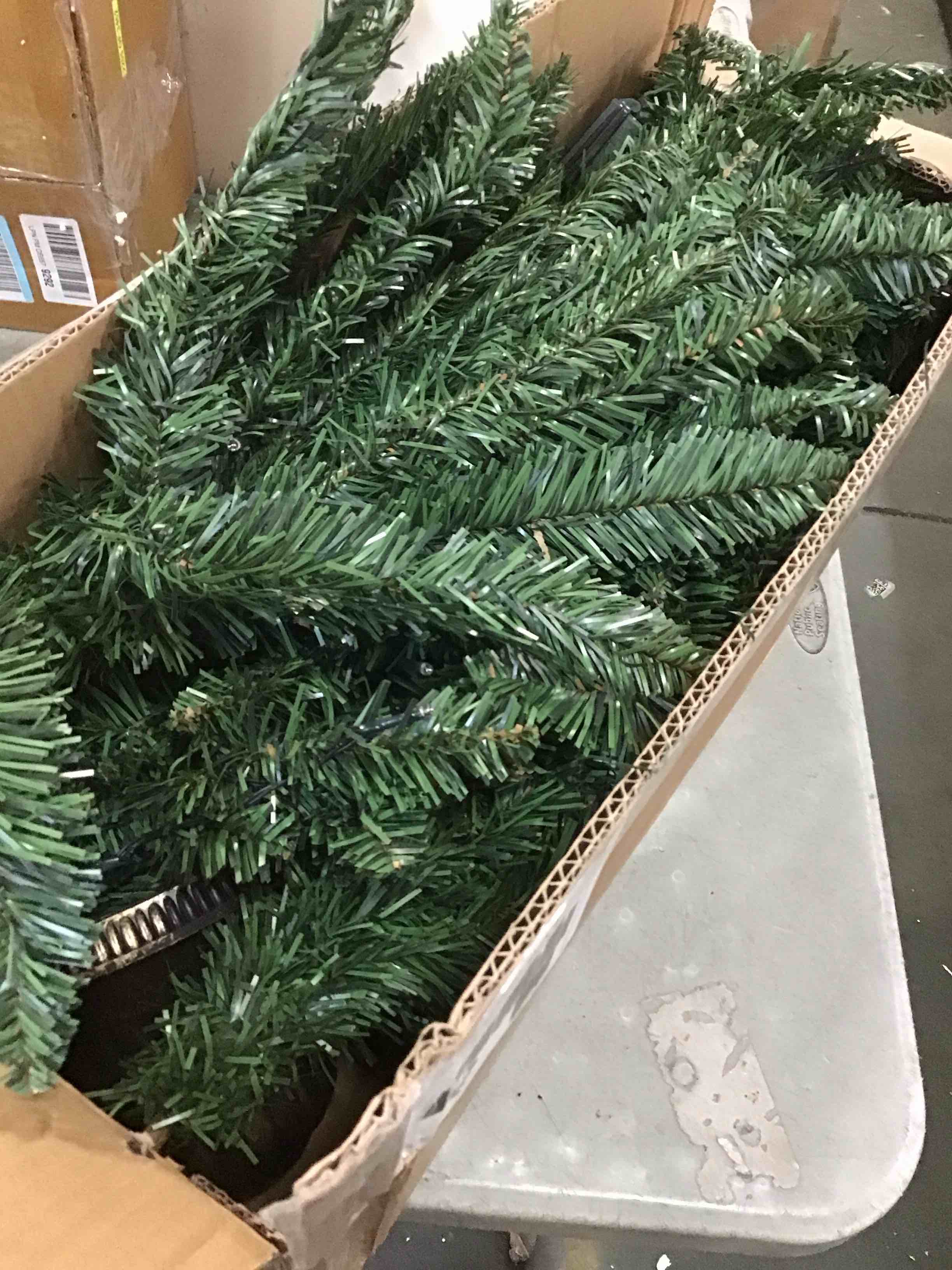 https://s3.amazonaws.com/lotting-images-prod/bidfta/TEA2082220_1737563688355.jpeg