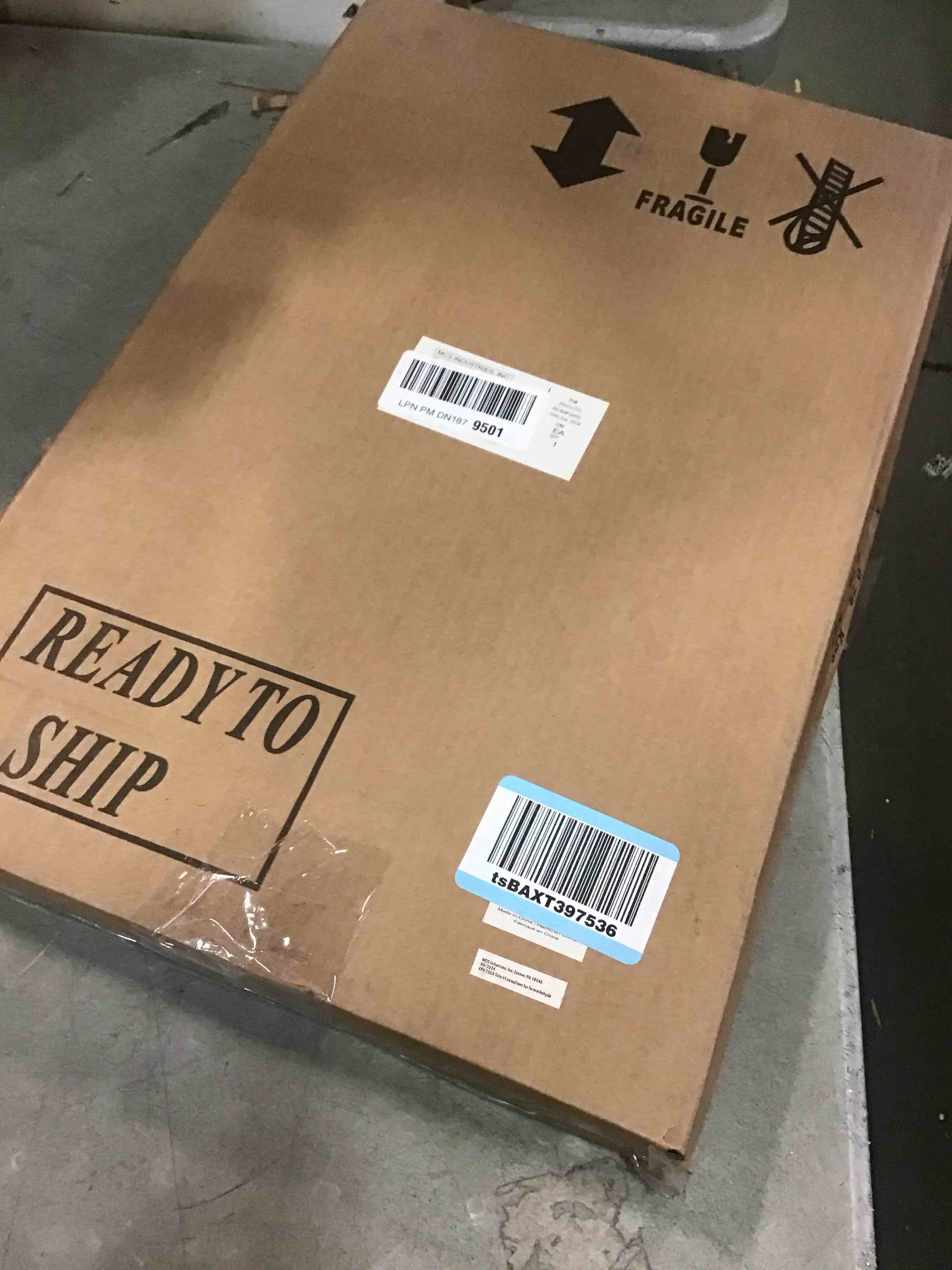 https://s3.amazonaws.com/lotting-images-prod/bidfta/TEA2082231_1737565189672.jpeg