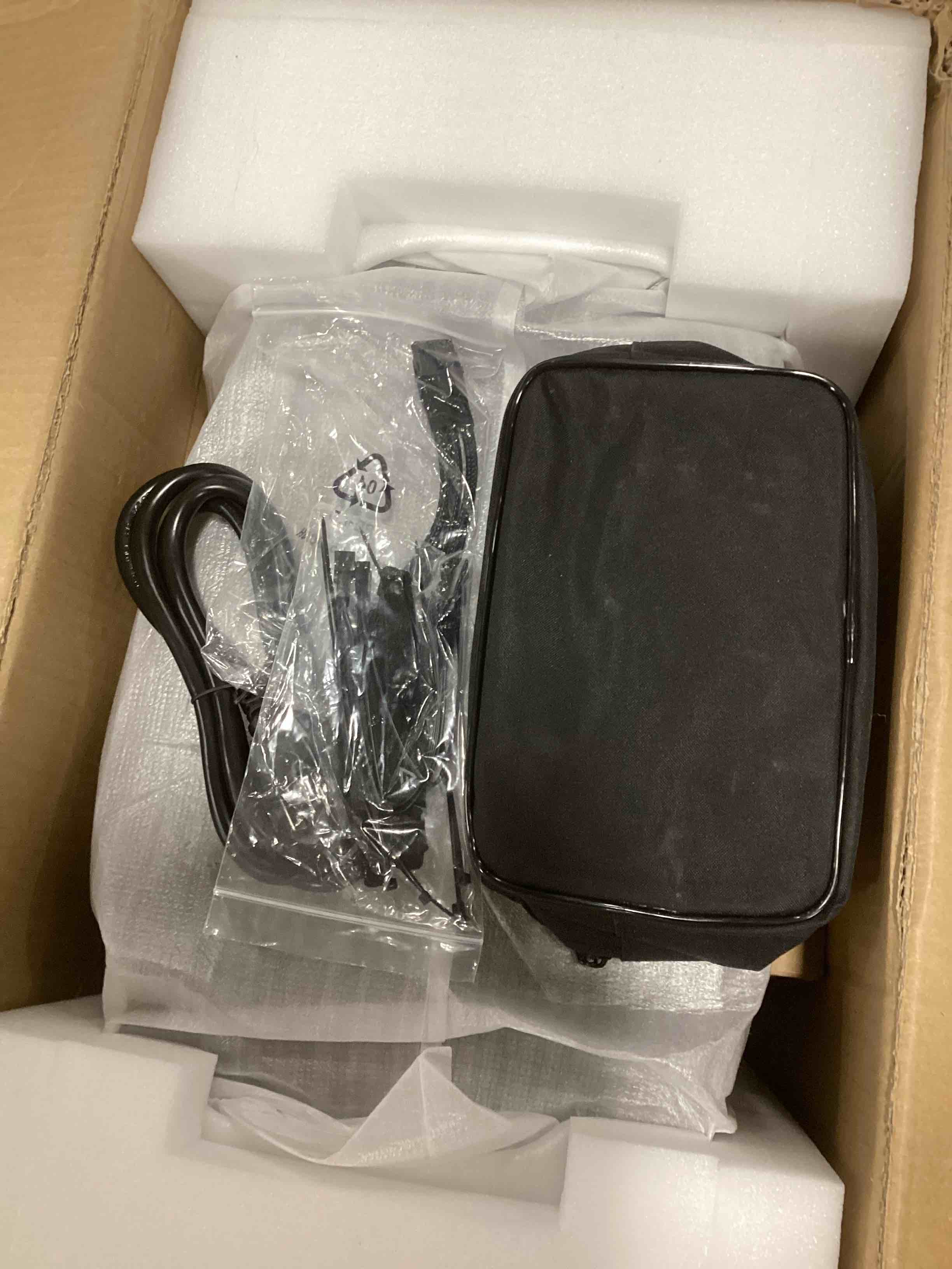 https://s3.amazonaws.com/lotting-images-prod/bidfta/TEA2083011_1737640940132.jpeg
