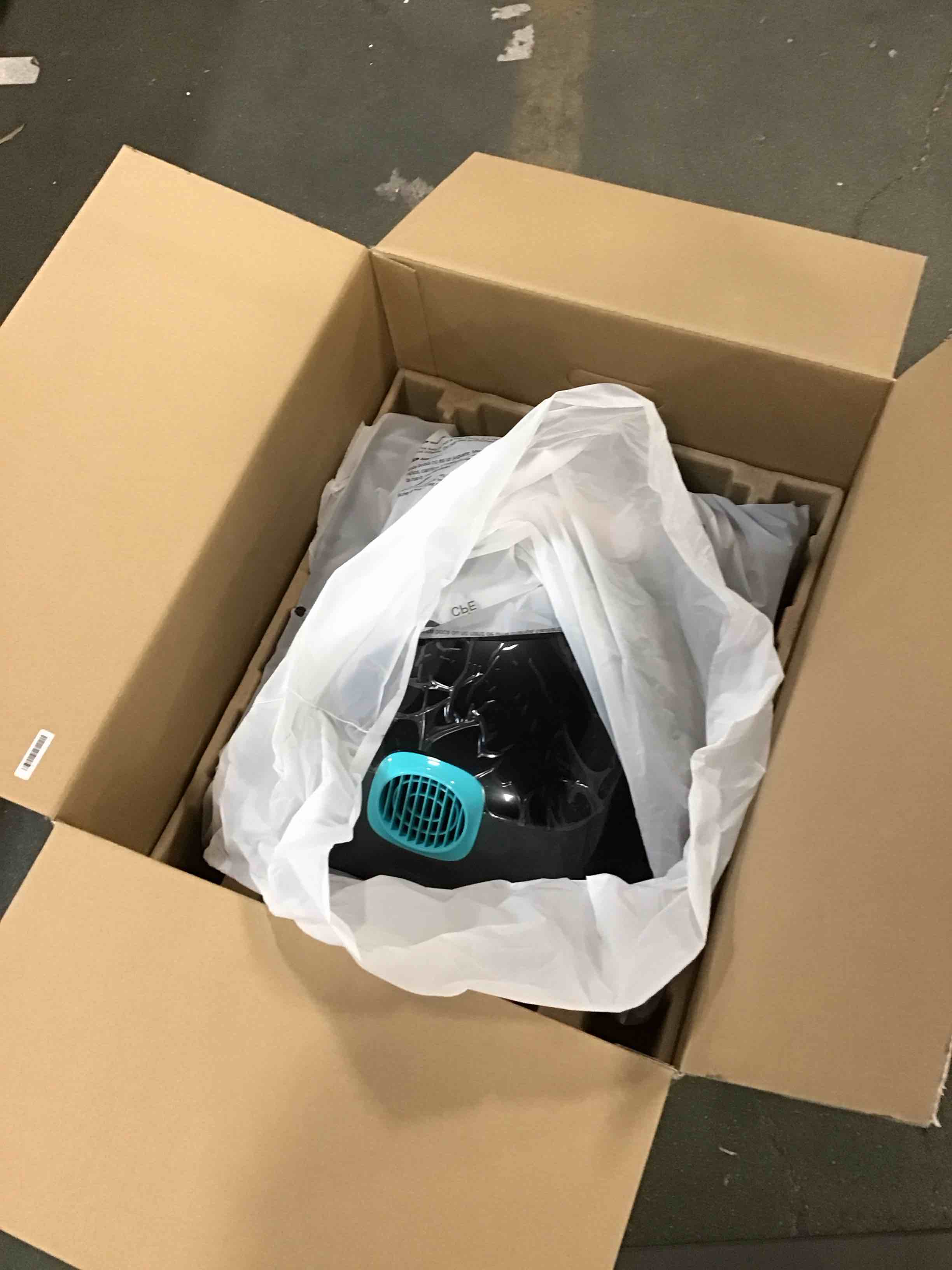 https://s3.amazonaws.com/lotting-images-prod/bidfta/TEA2086232_1736266547729.jpeg