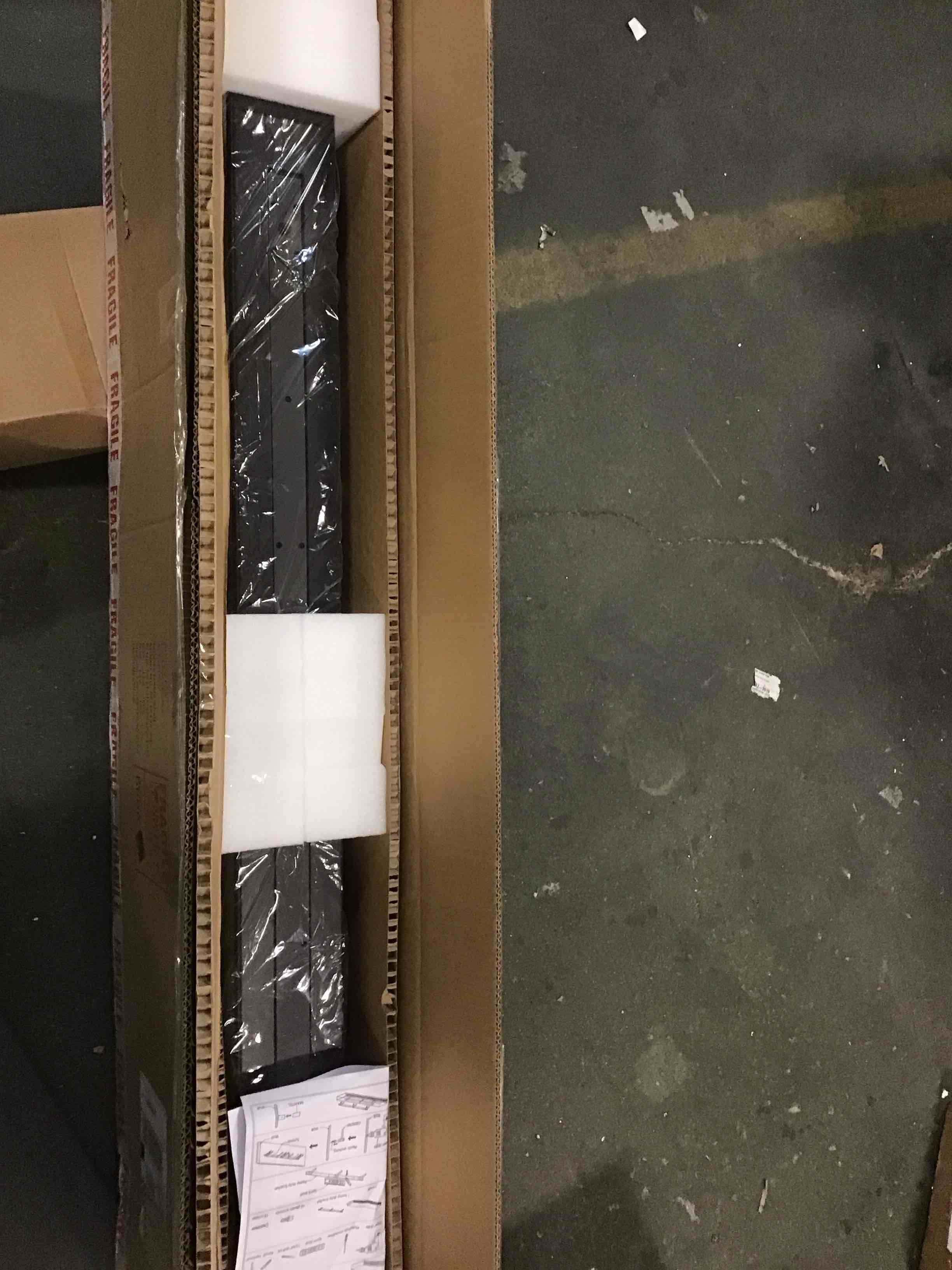 https://s3.amazonaws.com/lotting-images-prod/bidfta/TEA2086339_1736281508215.jpeg