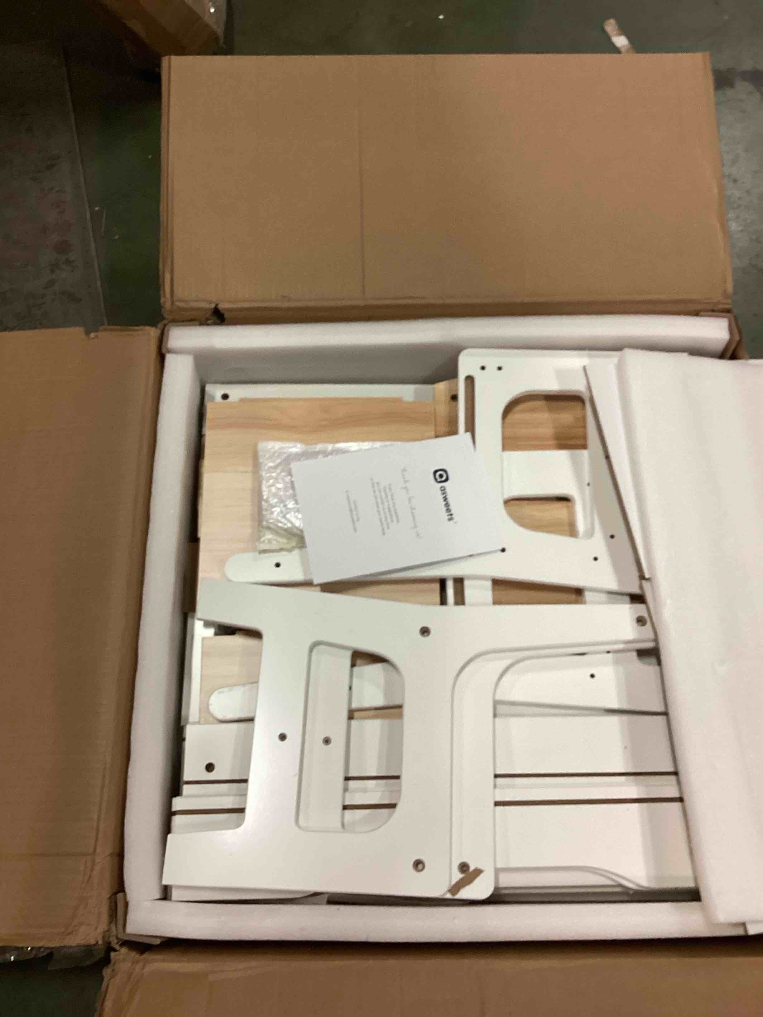 https://s3.amazonaws.com/lotting-images-prod/bidfta/TEA2086536_1736429137140.jpeg