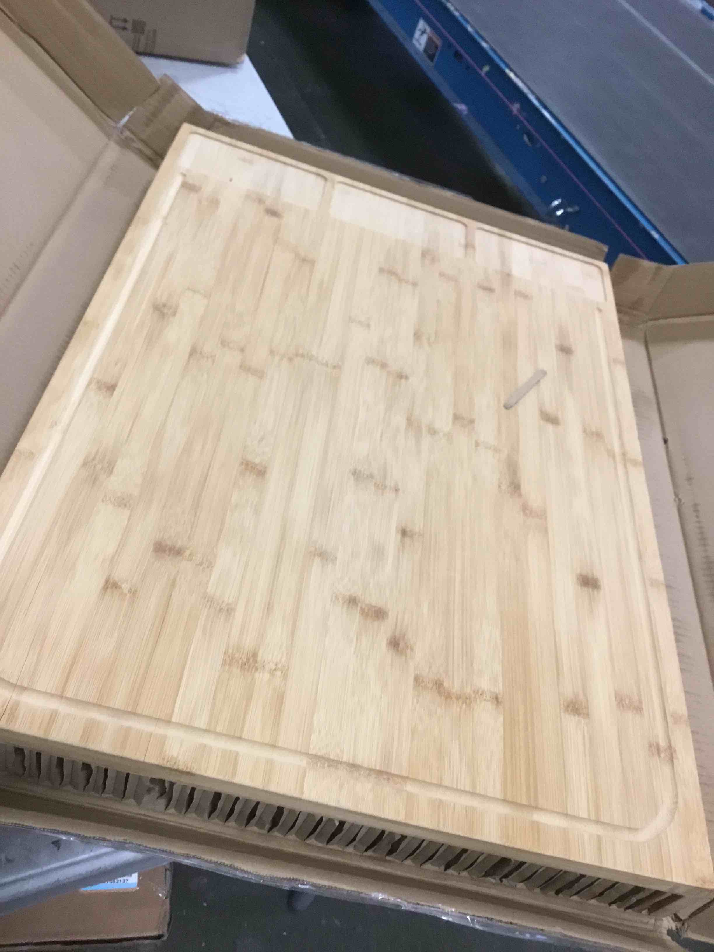 https://s3.amazonaws.com/lotting-images-prod/bidfta/TEA2087216_1737666552528.jpeg