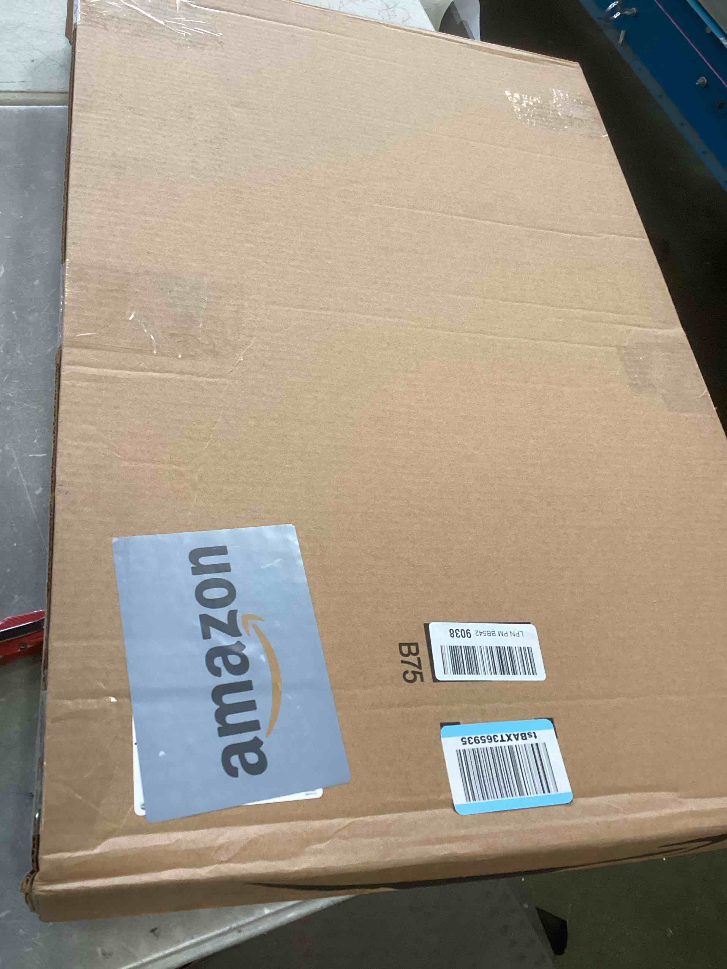 https://s3.amazonaws.com/lotting-images-prod/bidfta/TEA2087357_1738089112599.jpeg