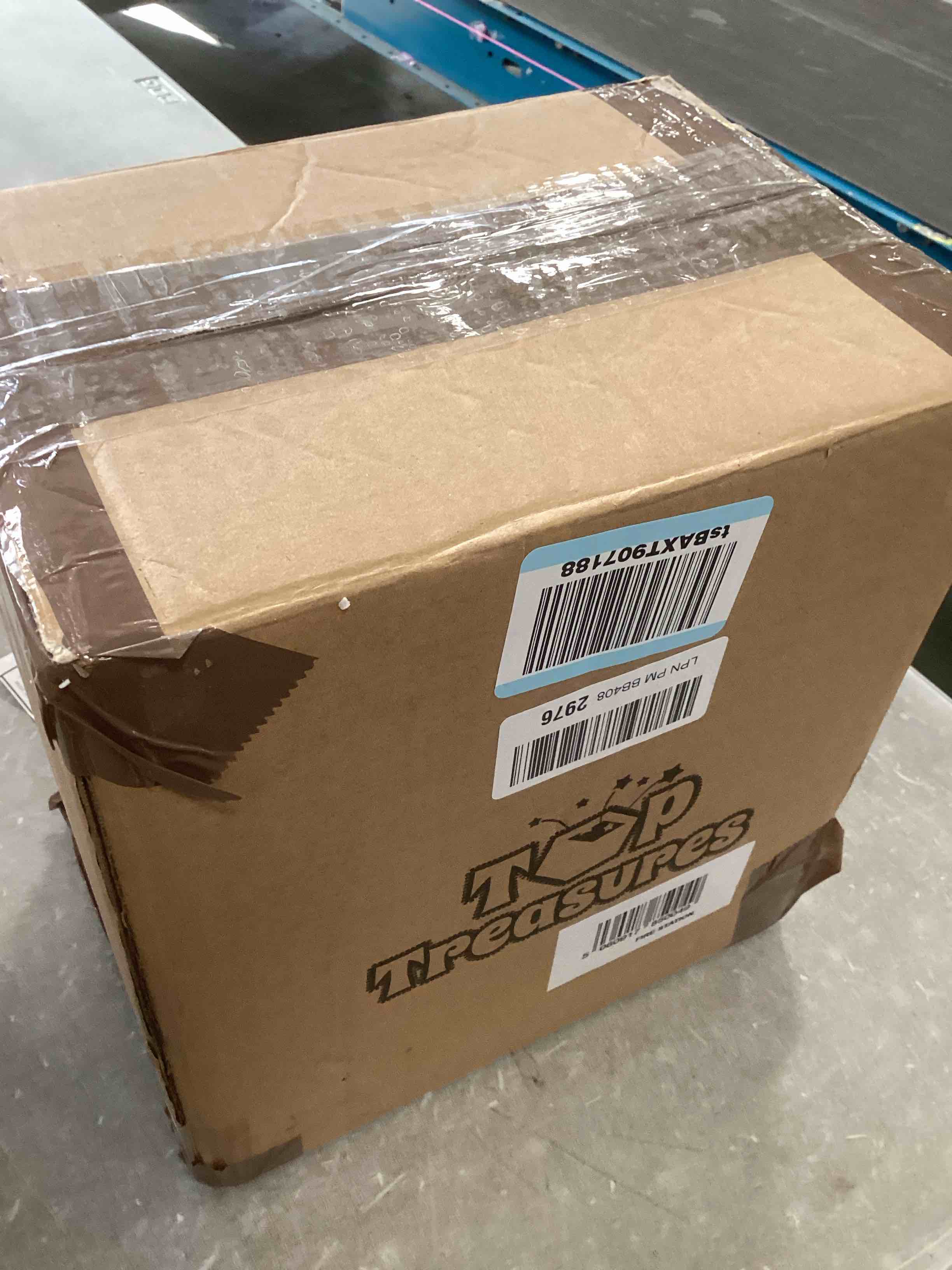 https://s3.amazonaws.com/lotting-images-prod/bidfta/TEA2087562_1738161452036.jpeg