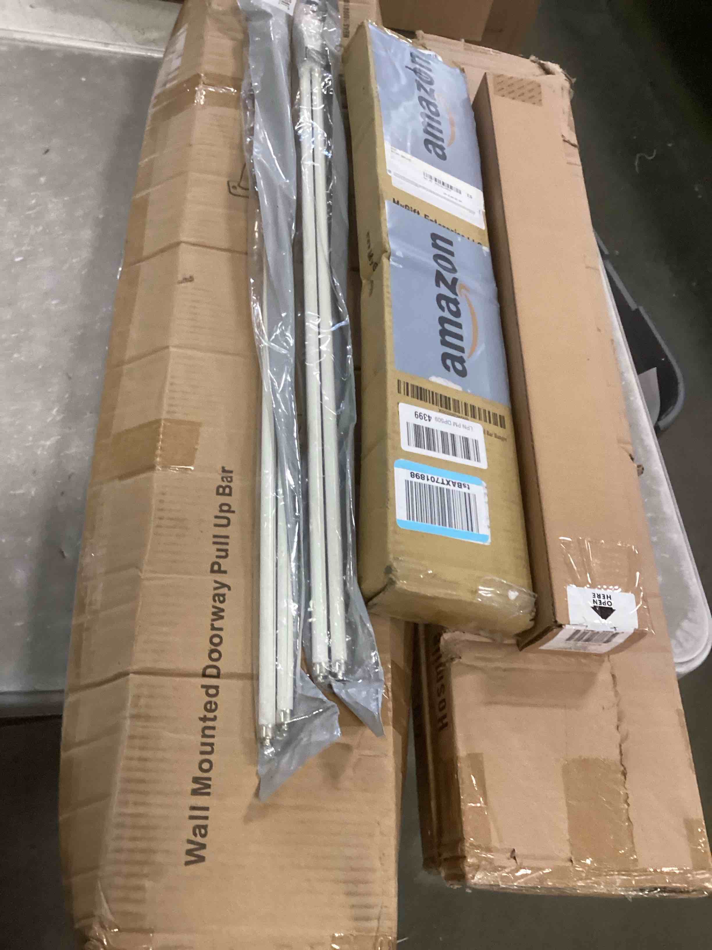 https://s3.amazonaws.com/lotting-images-prod/bidfta/TEA2088171_1738774364099.jpeg