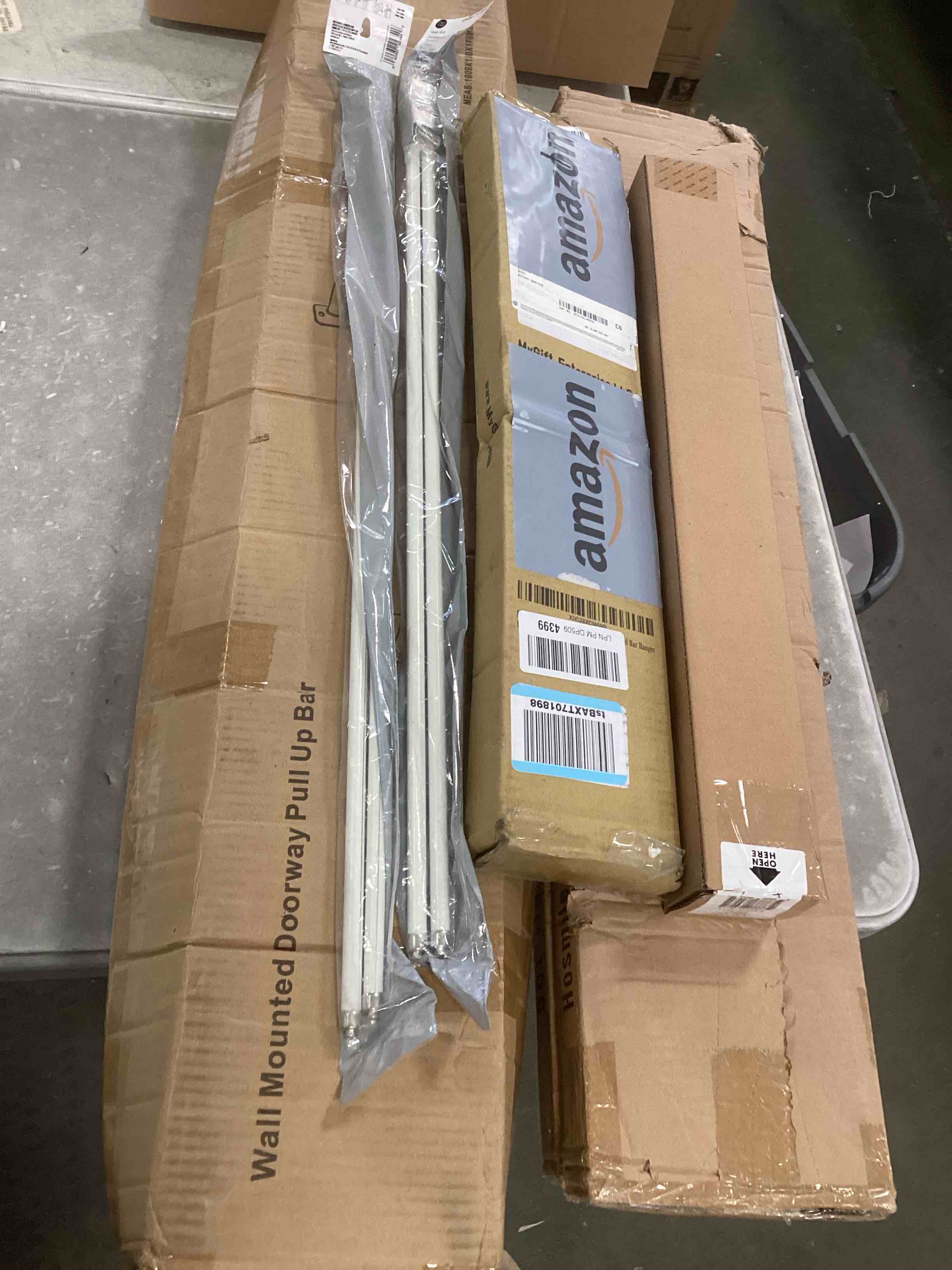 https://s3.amazonaws.com/lotting-images-prod/bidfta/TEA2088171_1738774365375.jpeg