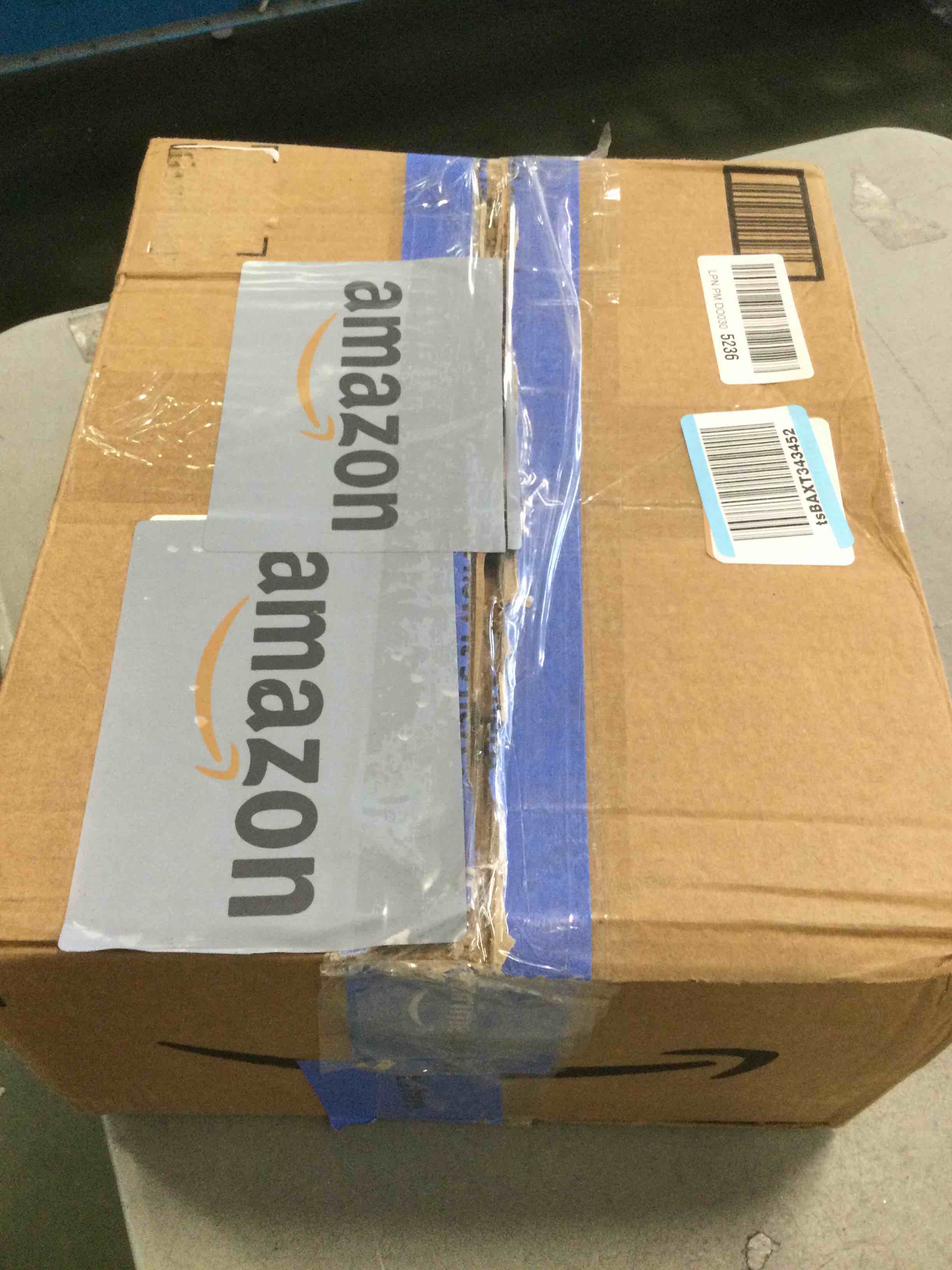 https://s3.amazonaws.com/lotting-images-prod/bidfta/TEA2088502_1739216403307.jpeg
