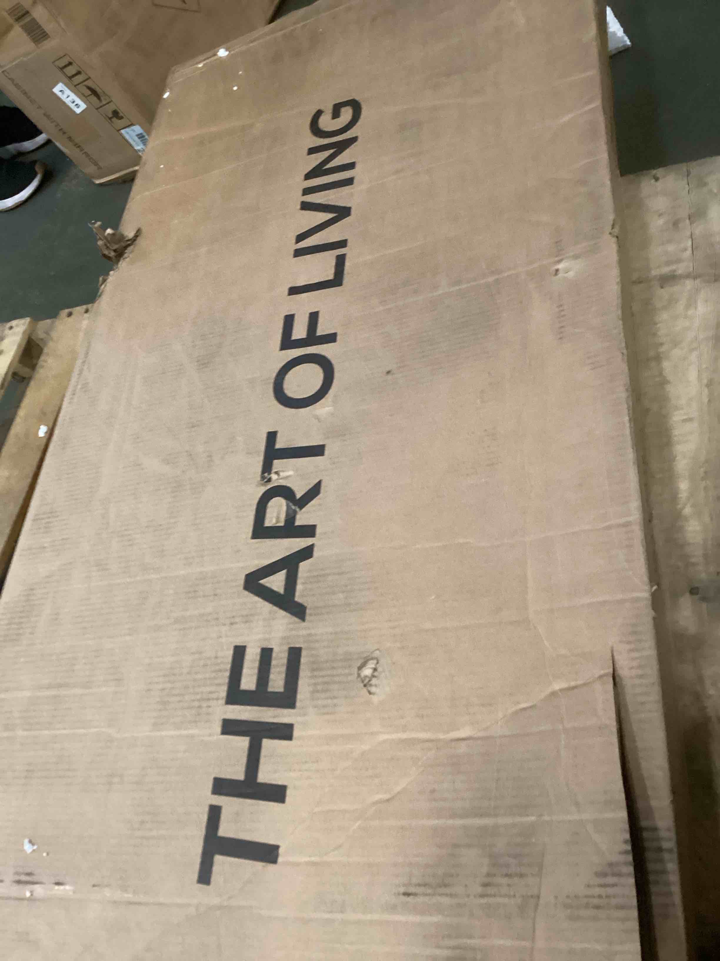https://s3.amazonaws.com/lotting-images-prod/bidfta/TEA2088700_1739301967544.jpeg
