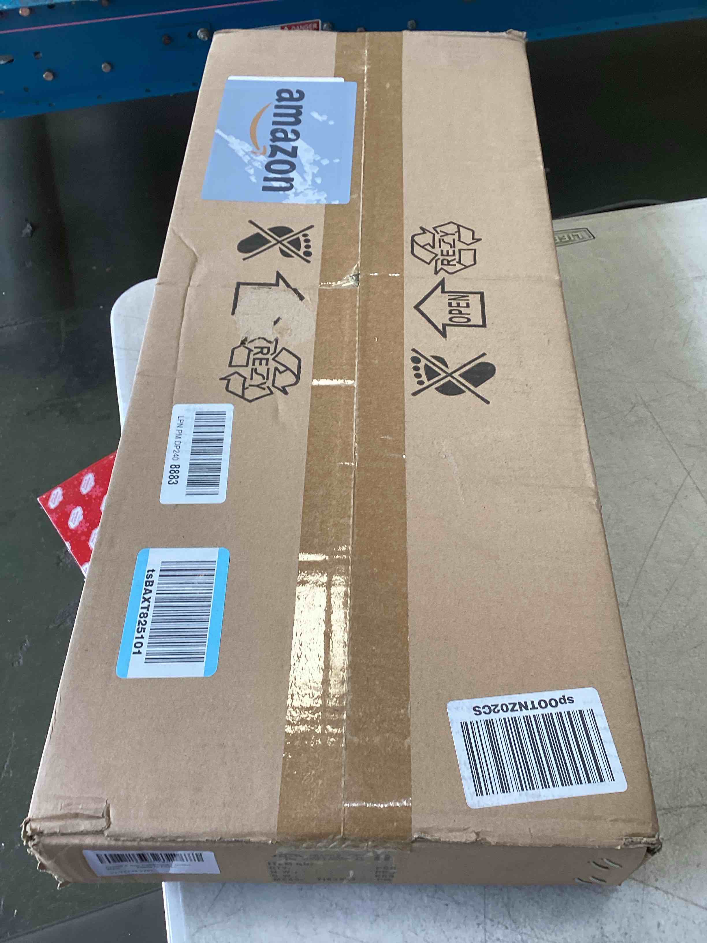https://s3.amazonaws.com/lotting-images-prod/bidfta/TEA2088871_1739553548120.jpeg