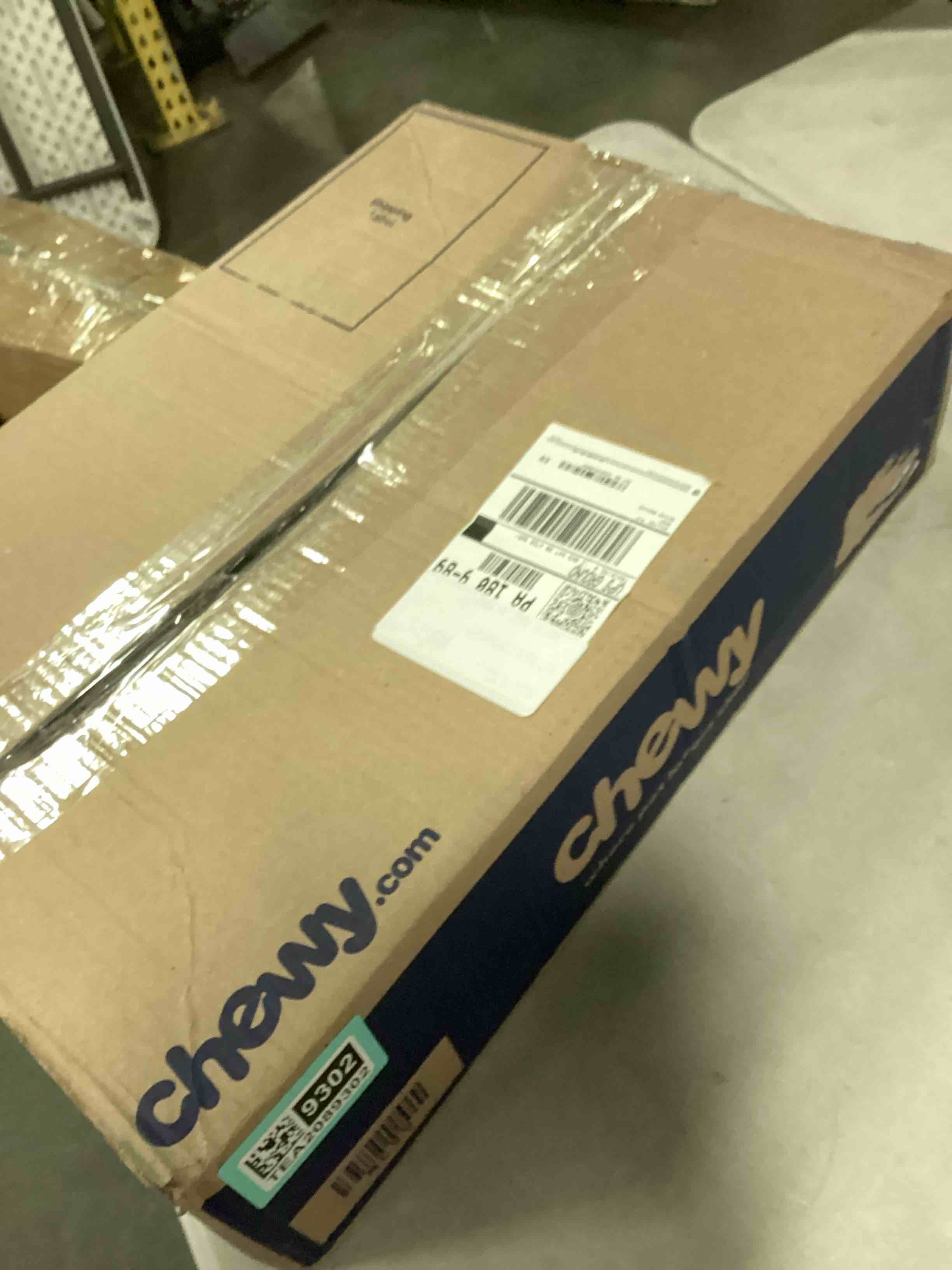 https://s3.amazonaws.com/lotting-images-prod/bidfta/TEA2089302_1736344819020.jpeg