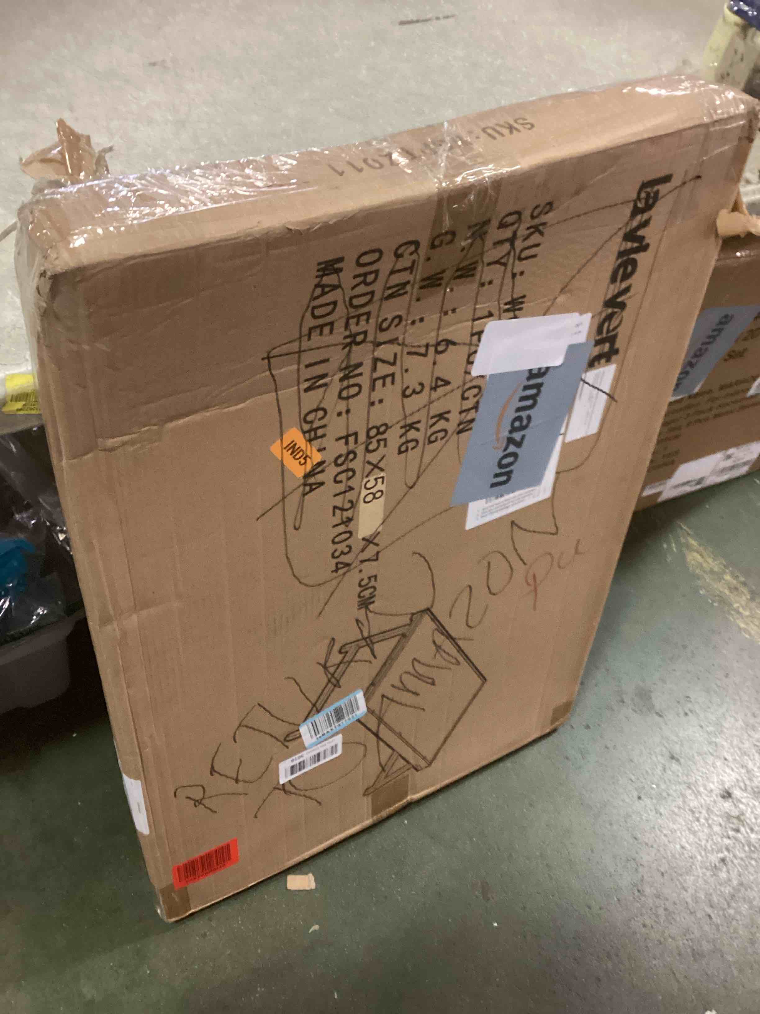 https://s3.amazonaws.com/lotting-images-prod/bidfta/TEA2089798_1736534500393.jpeg