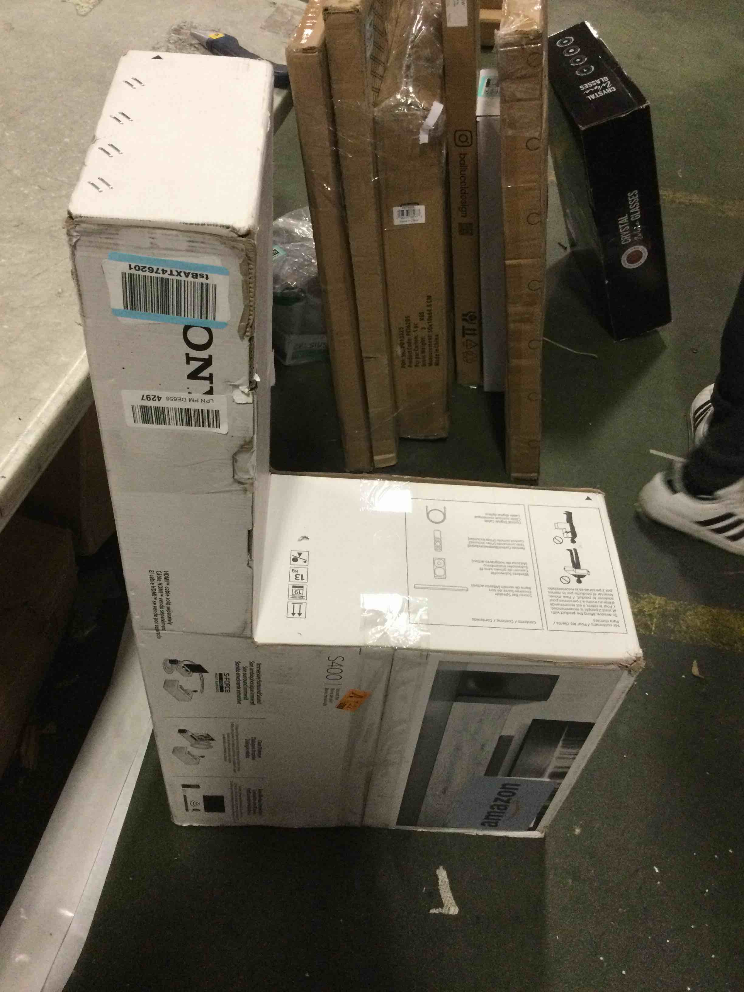 https://s3.amazonaws.com/lotting-images-prod/bidfta/TEA2090113_1736797720244.jpeg
