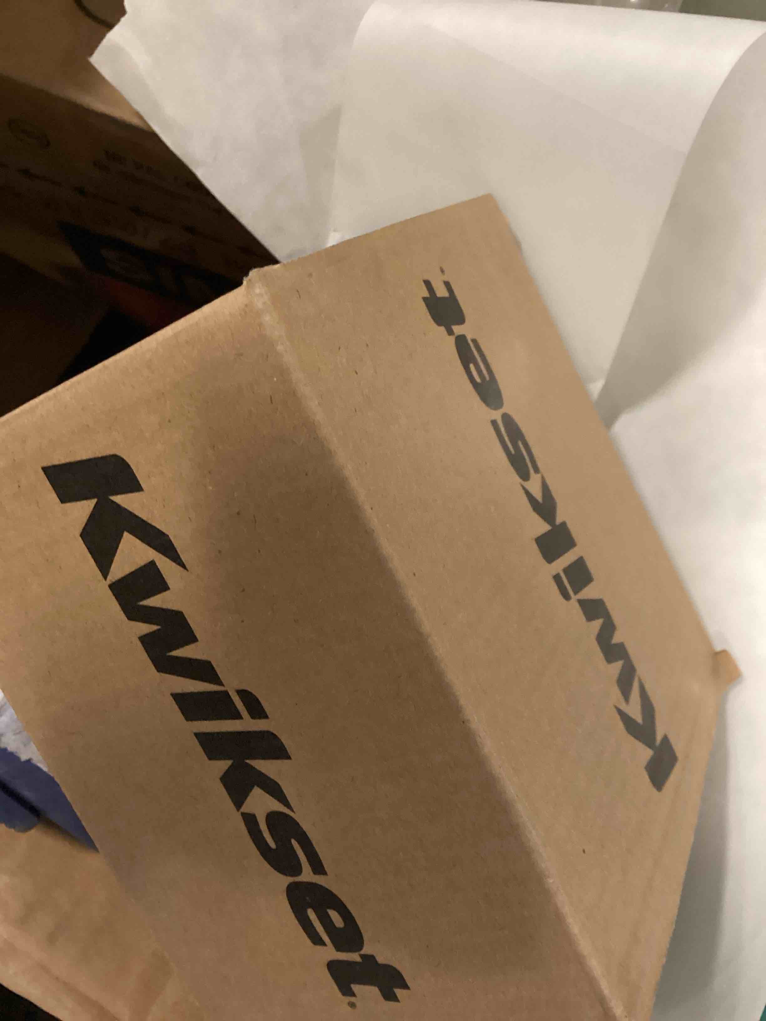 https://s3.amazonaws.com/lotting-images-prod/bidfta/TEA2091431_1739821518305.jpeg