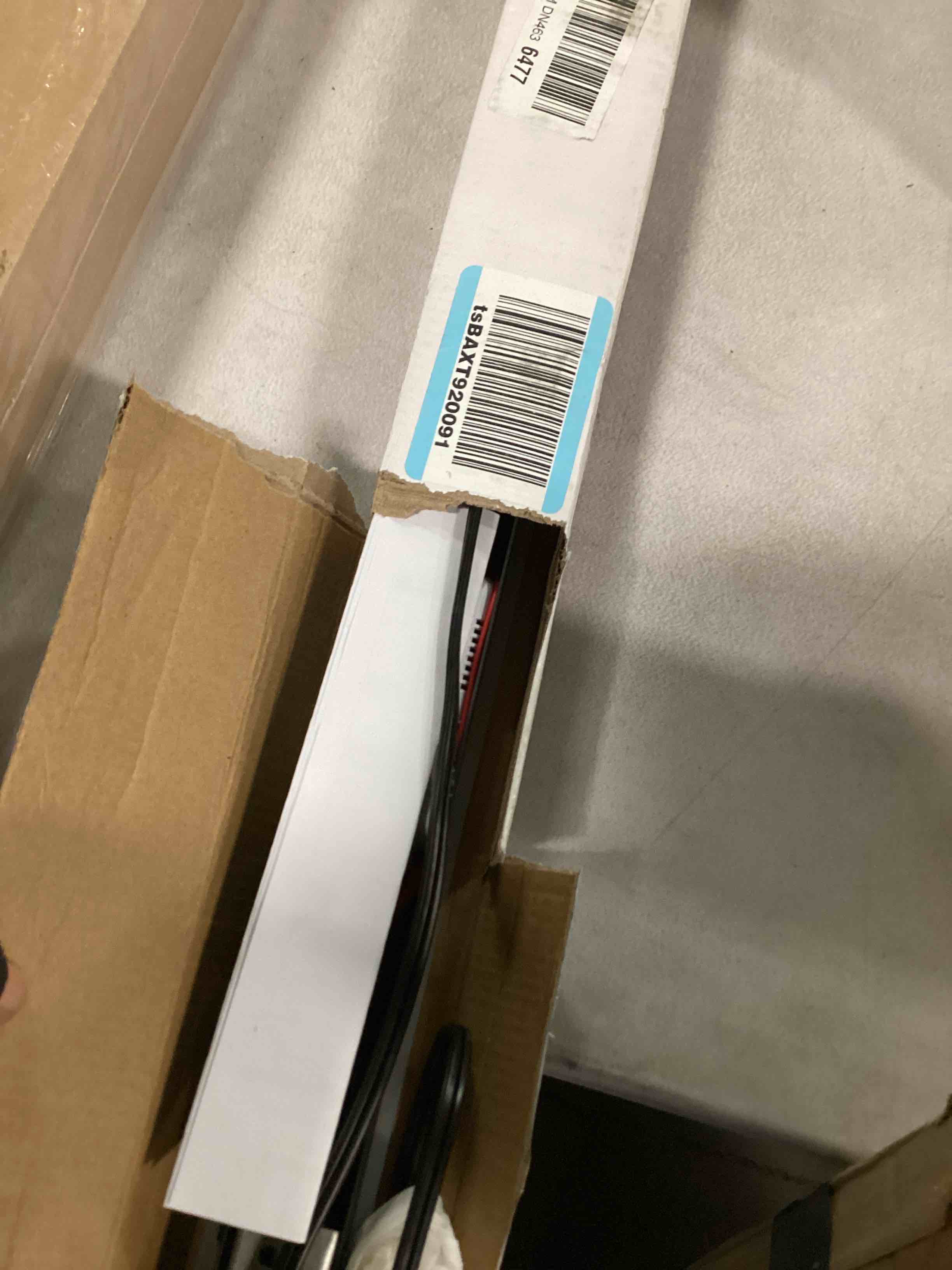 https://s3.amazonaws.com/lotting-images-prod/bidfta/TEA2092570_1736530730679.jpeg