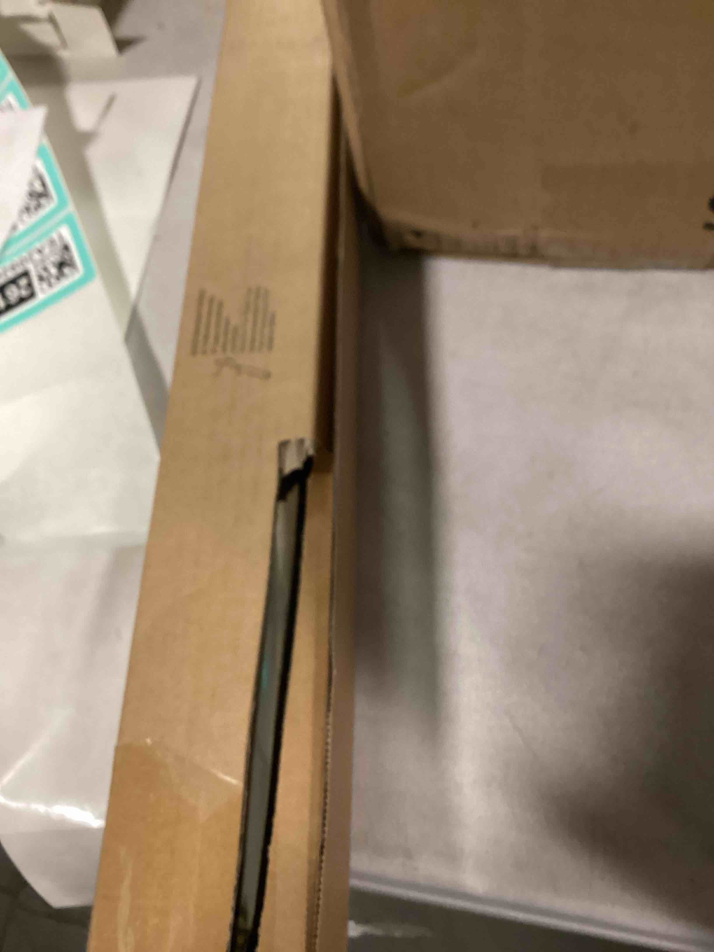 https://s3.amazonaws.com/lotting-images-prod/bidfta/TEA2092610_1736537555474.jpeg