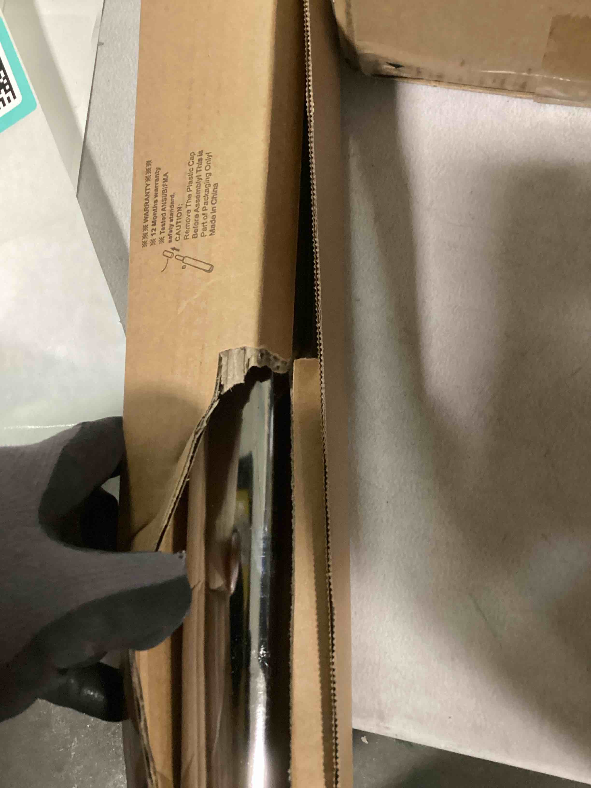 https://s3.amazonaws.com/lotting-images-prod/bidfta/TEA2092610_1736537558272.jpeg