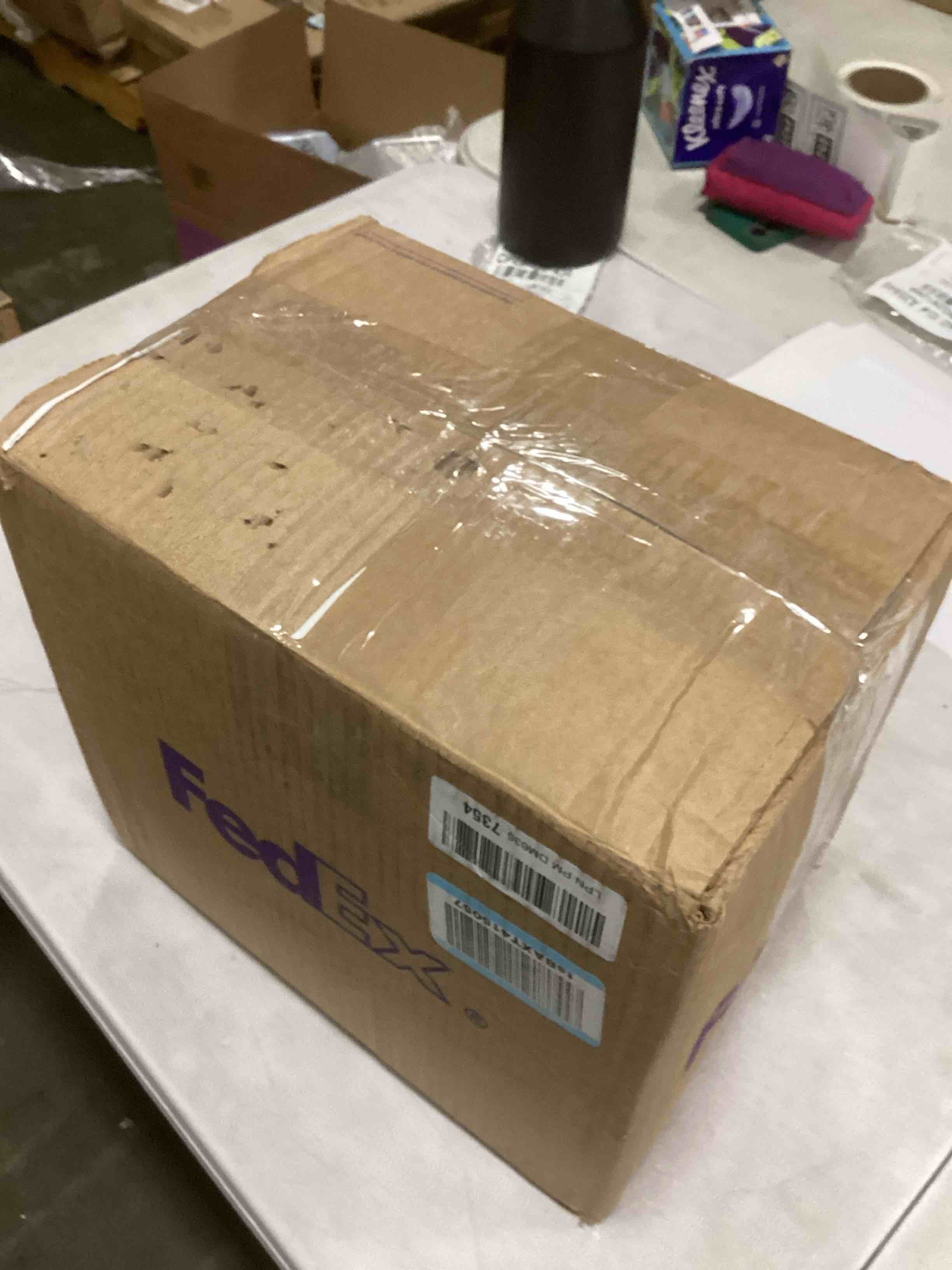https://s3.amazonaws.com/lotting-images-prod/bidfta/TEA2093668_1738328977945.jpeg